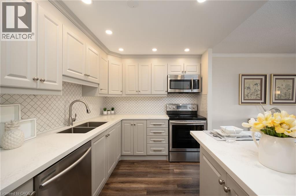1359 White Oaks Boulevard Unit# 804, Oakville, Ontario  L6H 2R8 - Photo 6 - 40766825
