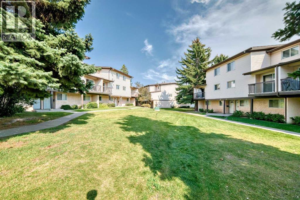 Property at 53, 3745 Fonda Way SE image 3
