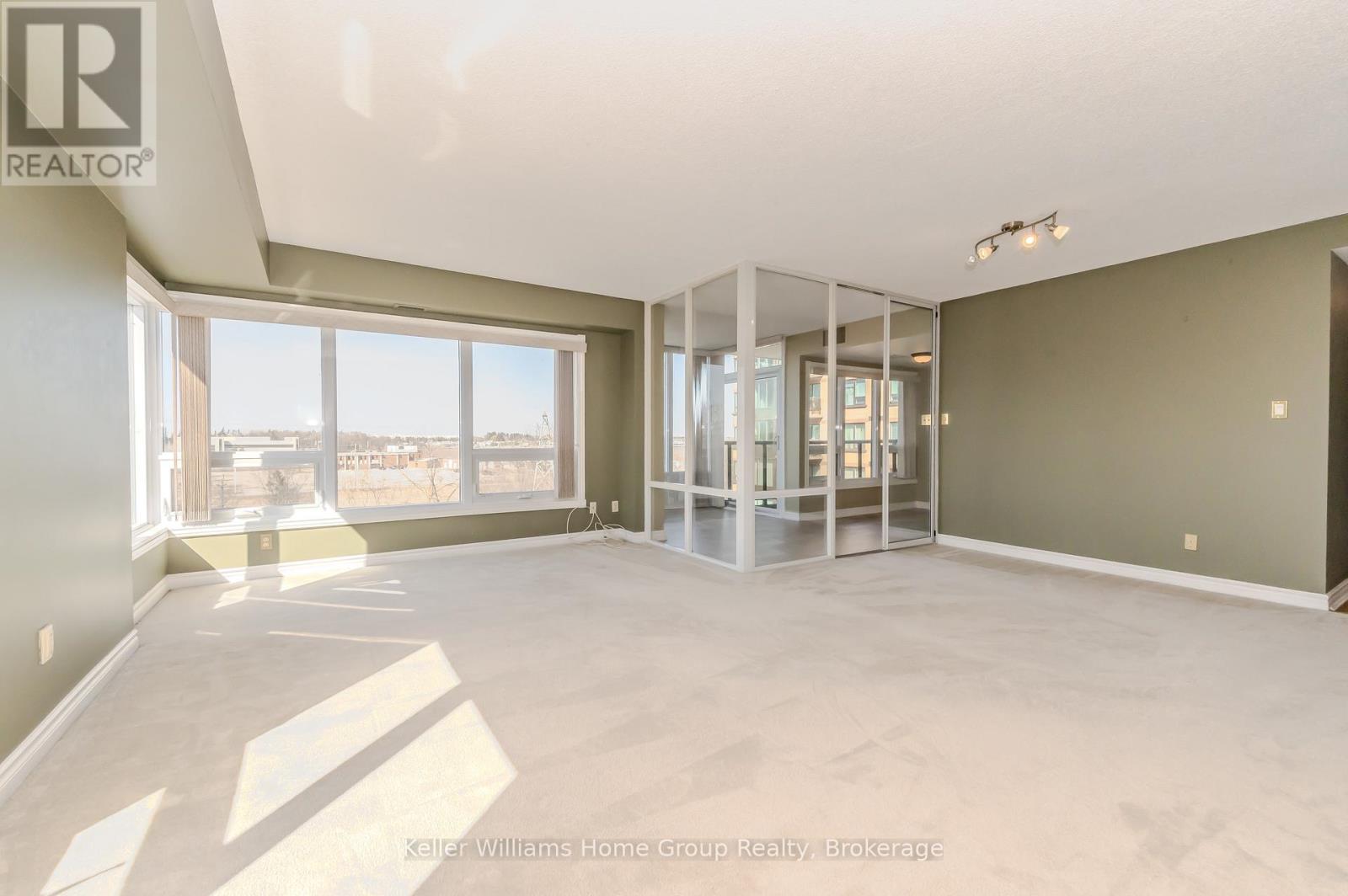 1008 - 237 King Street W, Cambridge, Ontario  N3H 5L2 - Photo 13 - X12385005