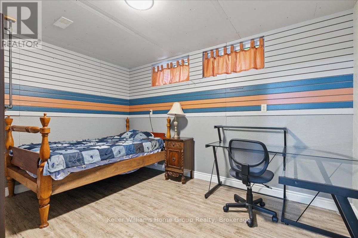 348 Old Stone Road, Waterloo, Ontario  N2K 1Z3 - Photo 35 - X12385007