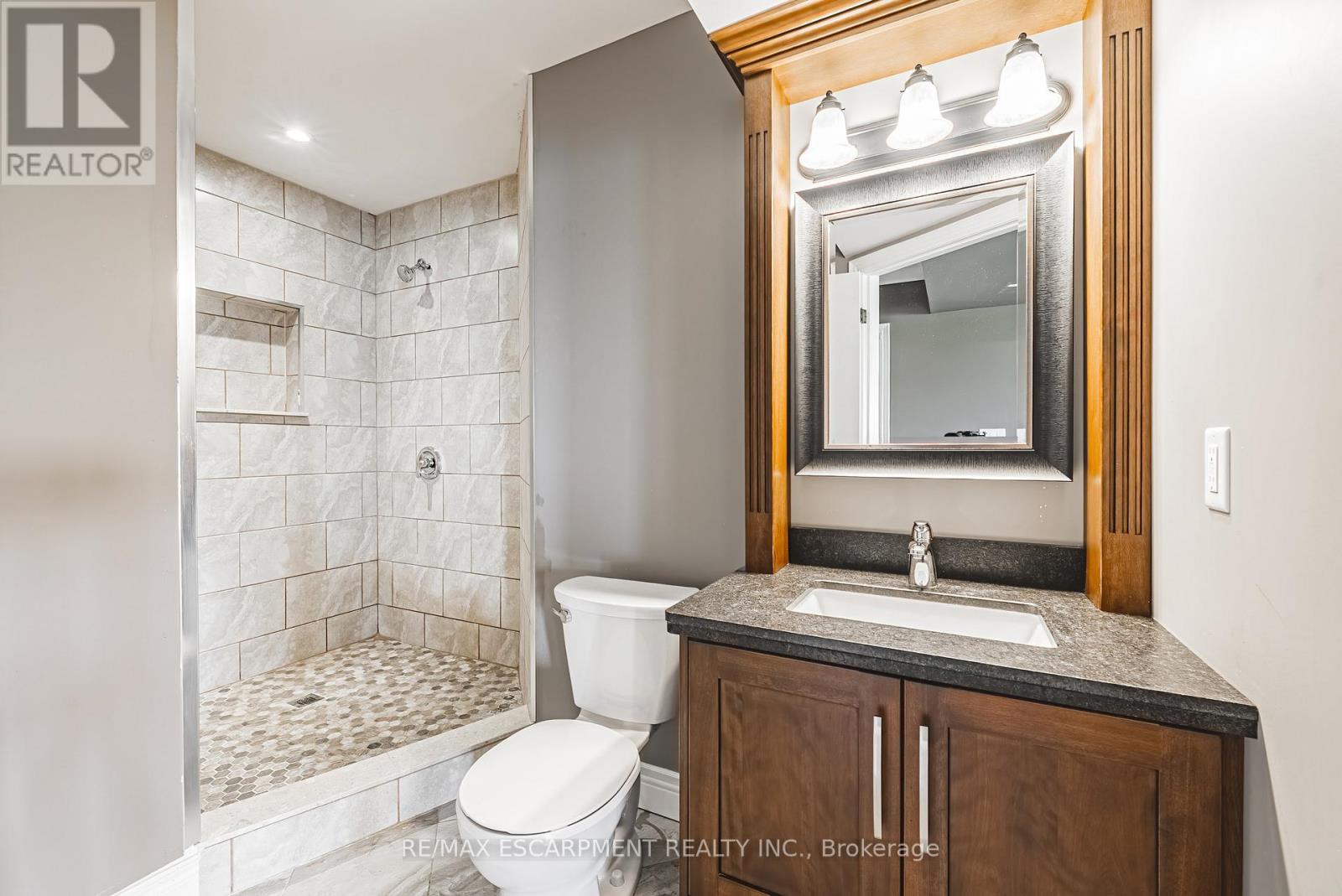 15 Reeds Road, Haldimand, Ontario  N0A 1E0 - Photo 28 - X12128606