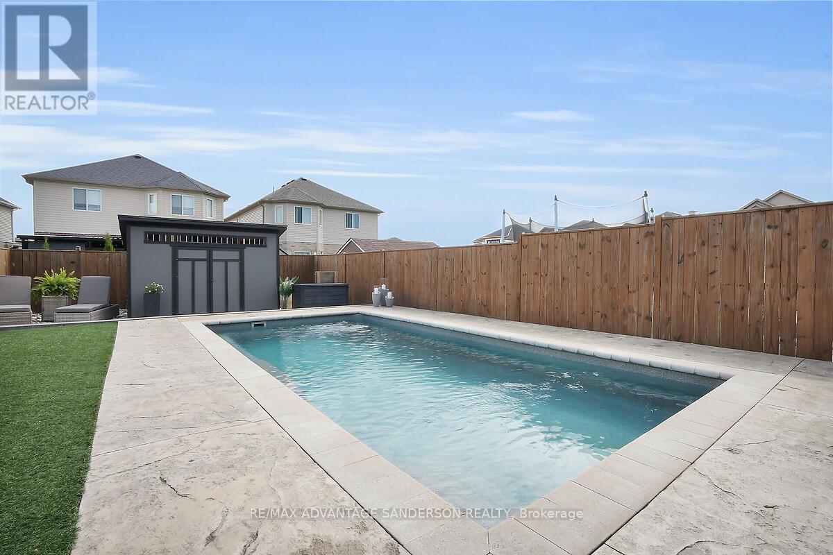3450 Paulpeel Avenue, London South, Ontario  N6L 0E2 - Photo 13 - X12385025