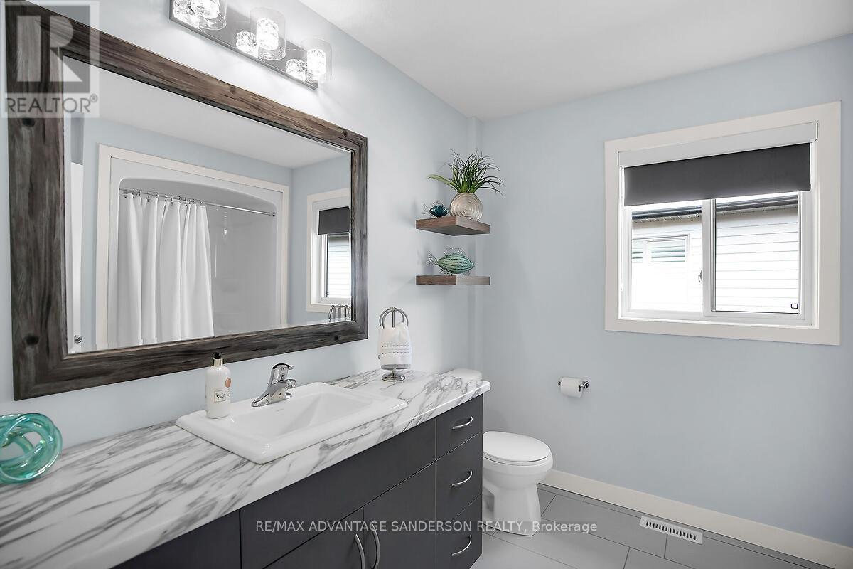3450 Paulpeel Avenue, London South, Ontario  N6L 0E2 - Photo 37 - X12385025