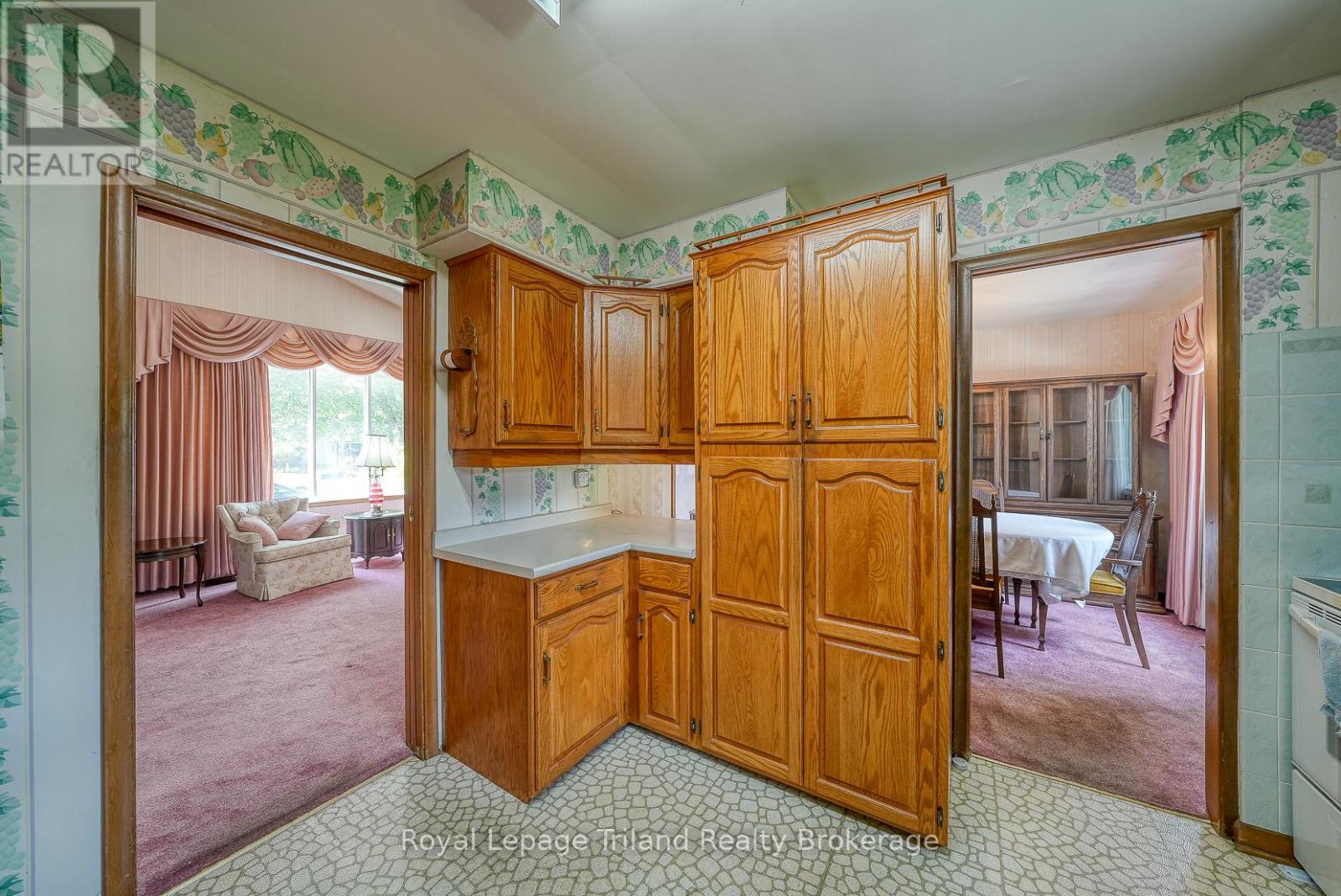 194 Orchard Road, Woodstock, Ontario  N4S 7N8 - Photo 33 - X12380318
