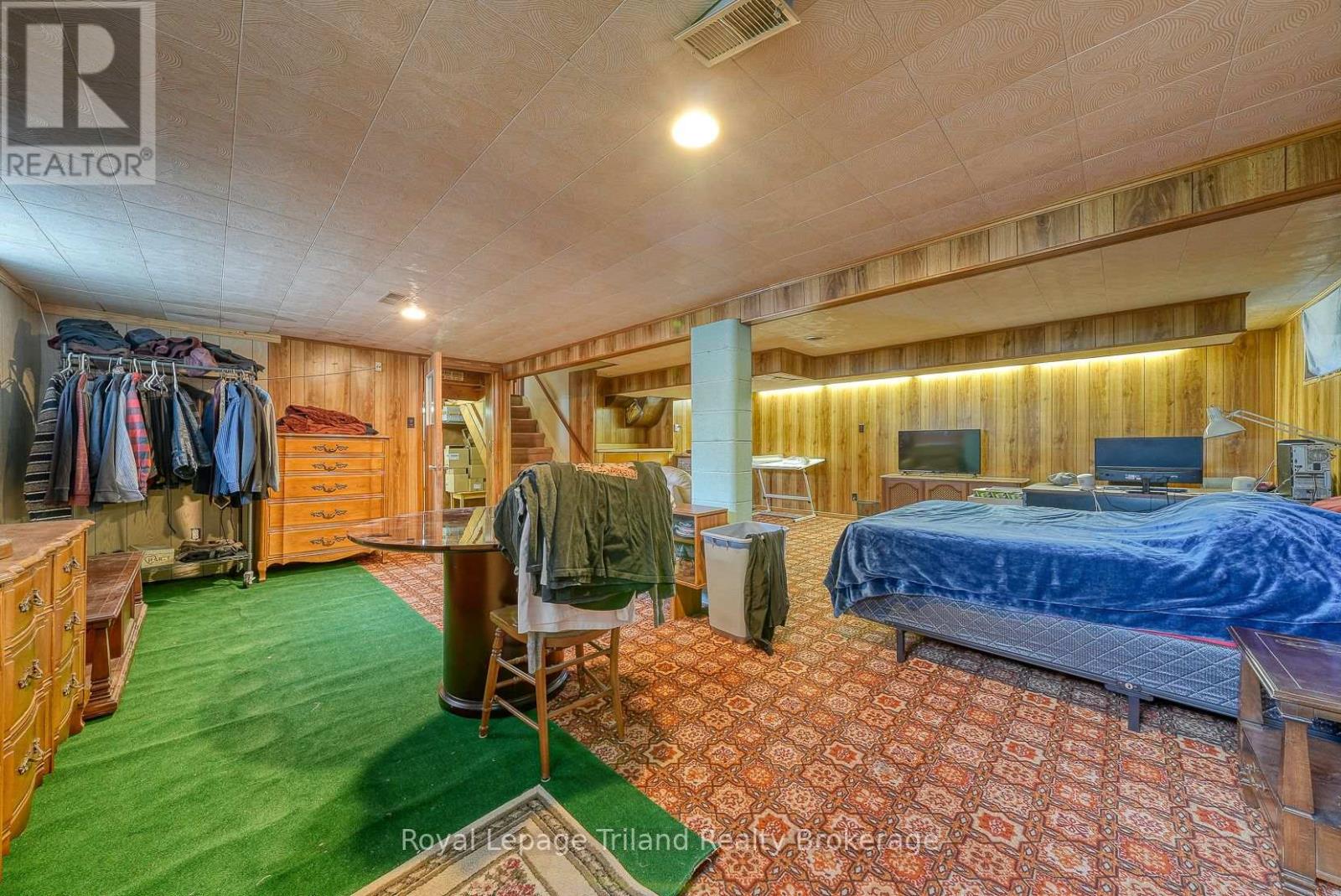 194 Orchard Road, Woodstock, Ontario  N4S 7N8 - Photo 40 - X12380318