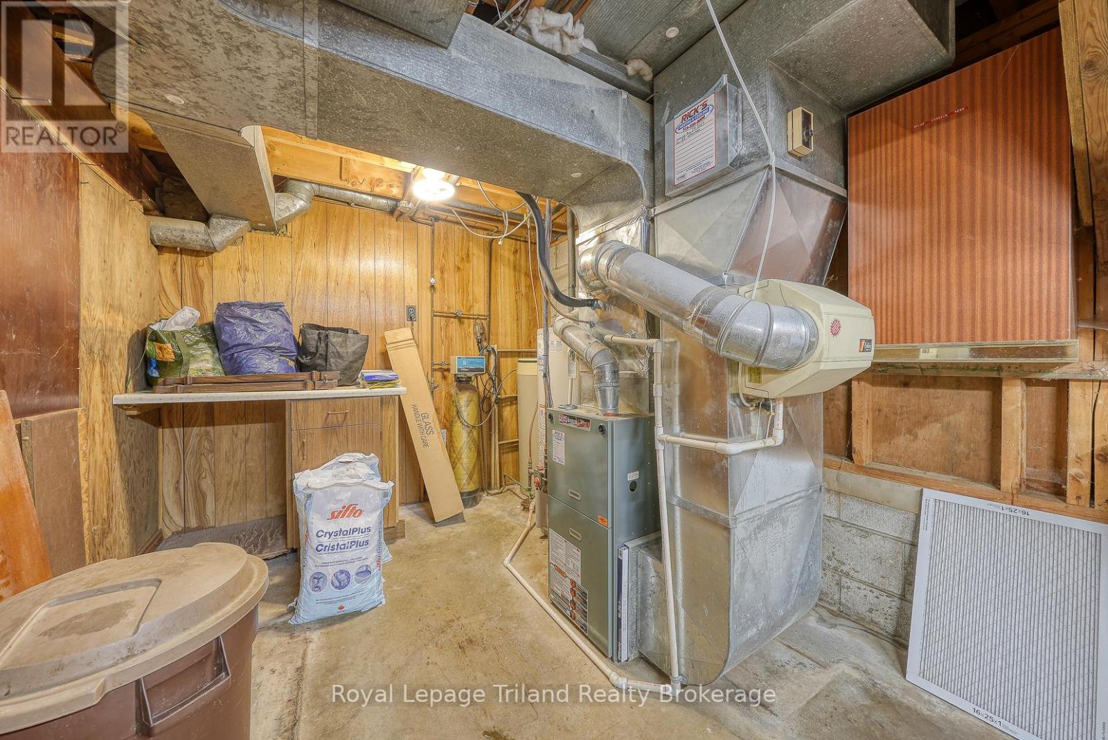 194 Orchard Road, Woodstock, Ontario  N4S 7N8 - Photo 43 - X12380318