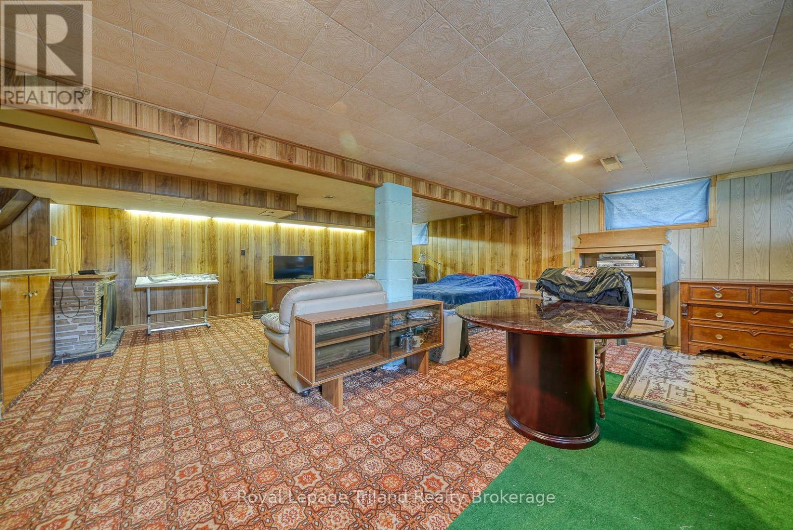 194 Orchard Road, Woodstock, Ontario  N4S 7N8 - Photo 41 - X12380318
