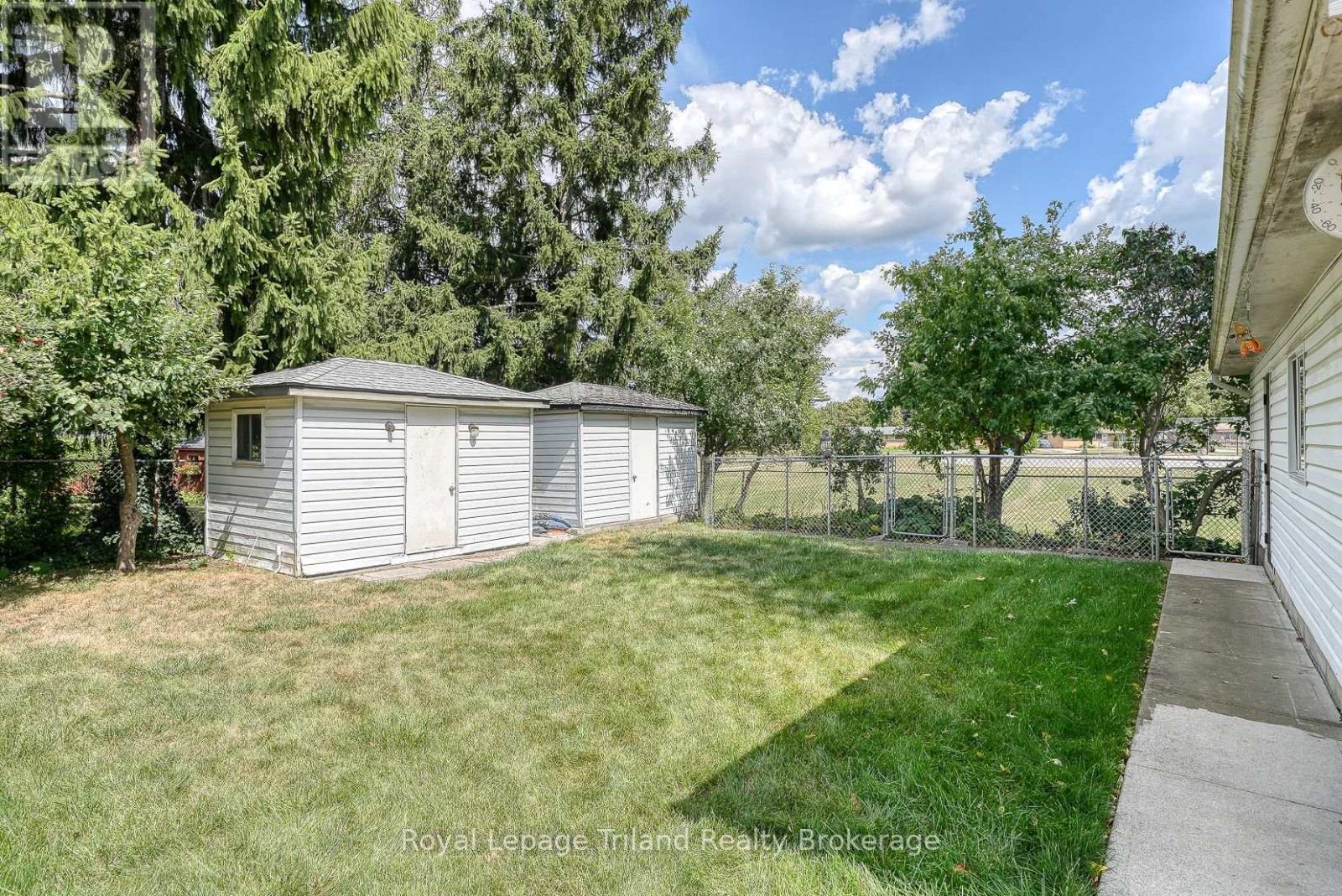 194 Orchard Road, Woodstock, Ontario  N4S 7N8 - Photo 46 - X12380318