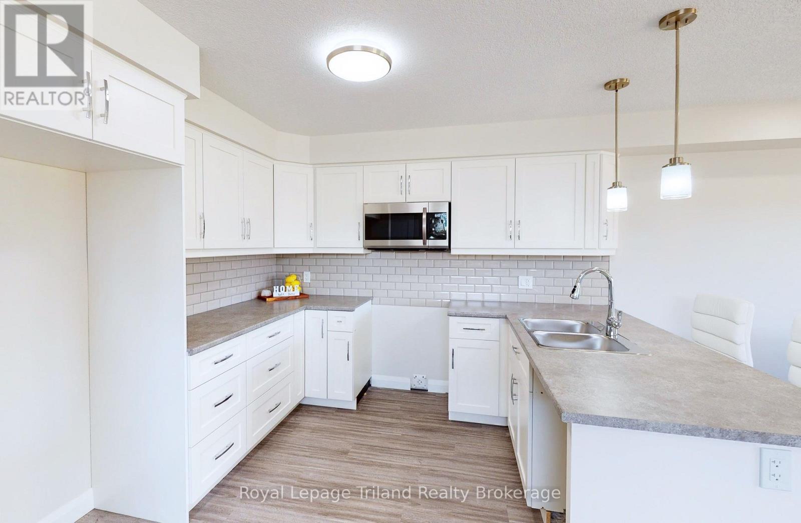 Unit A - 137 Wimpole Street, West Perth, Ontario  N0K 1N0 - Photo 4 - X12384701