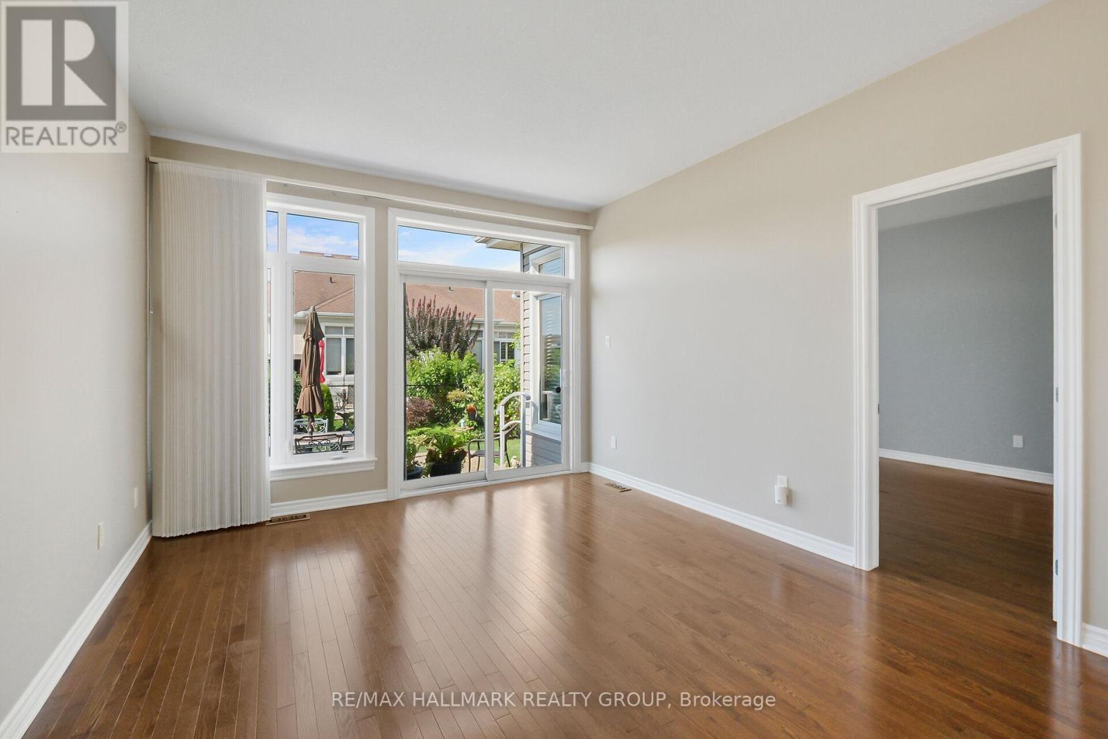 325 Farincourt Crescent, Ottawa, Ontario  K4A 0M6 - Photo 15 - X12384985