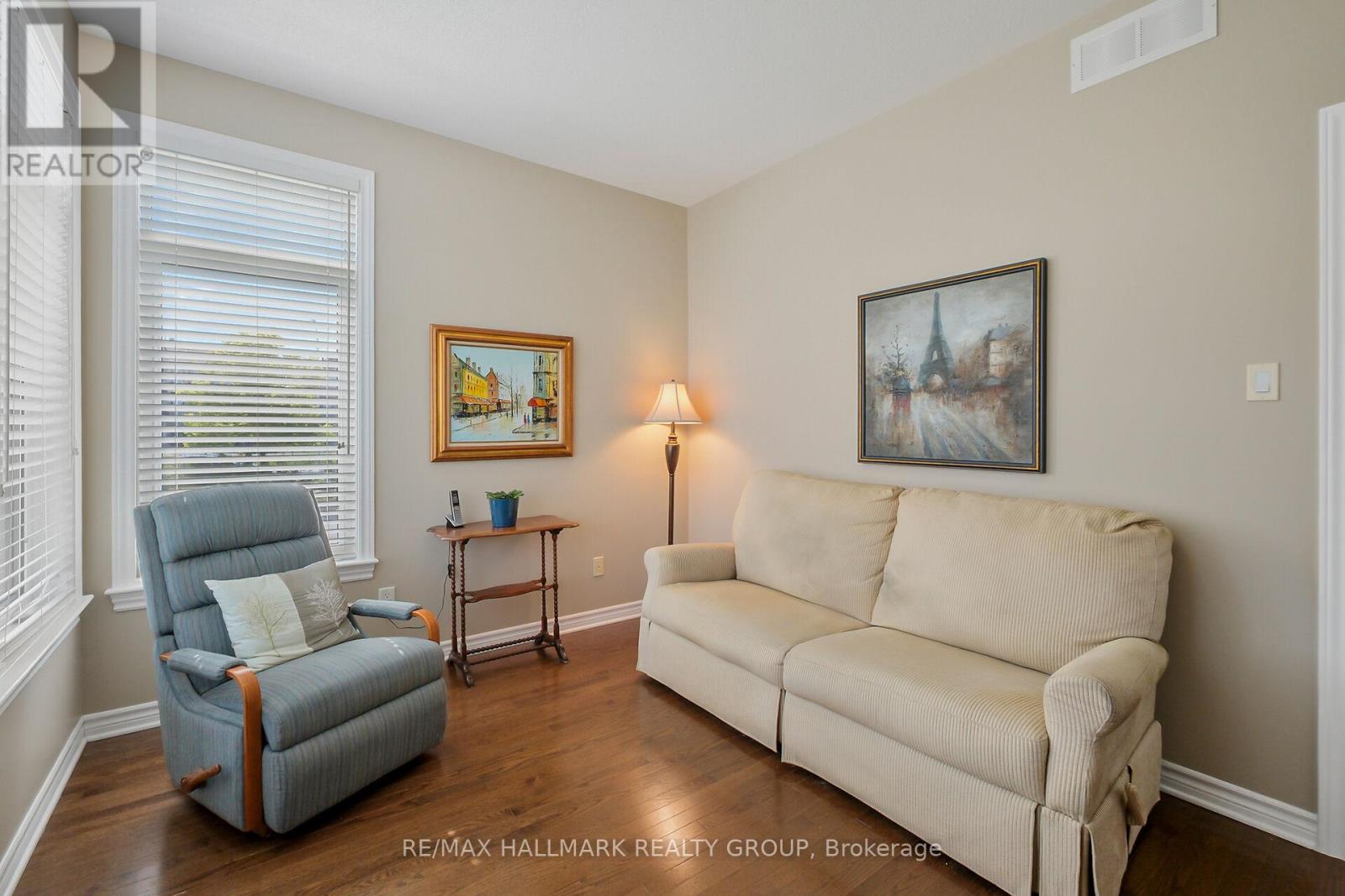 325 Farincourt Crescent, Ottawa, Ontario  K4A 0M6 - Photo 22 - X12384985