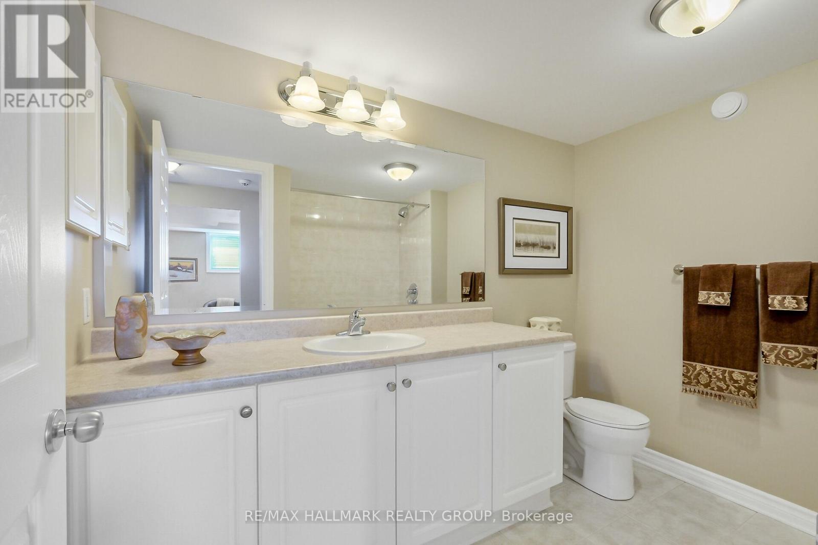 325 Farincourt Crescent, Ottawa, Ontario  K4A 0M6 - Photo 31 - X12384985