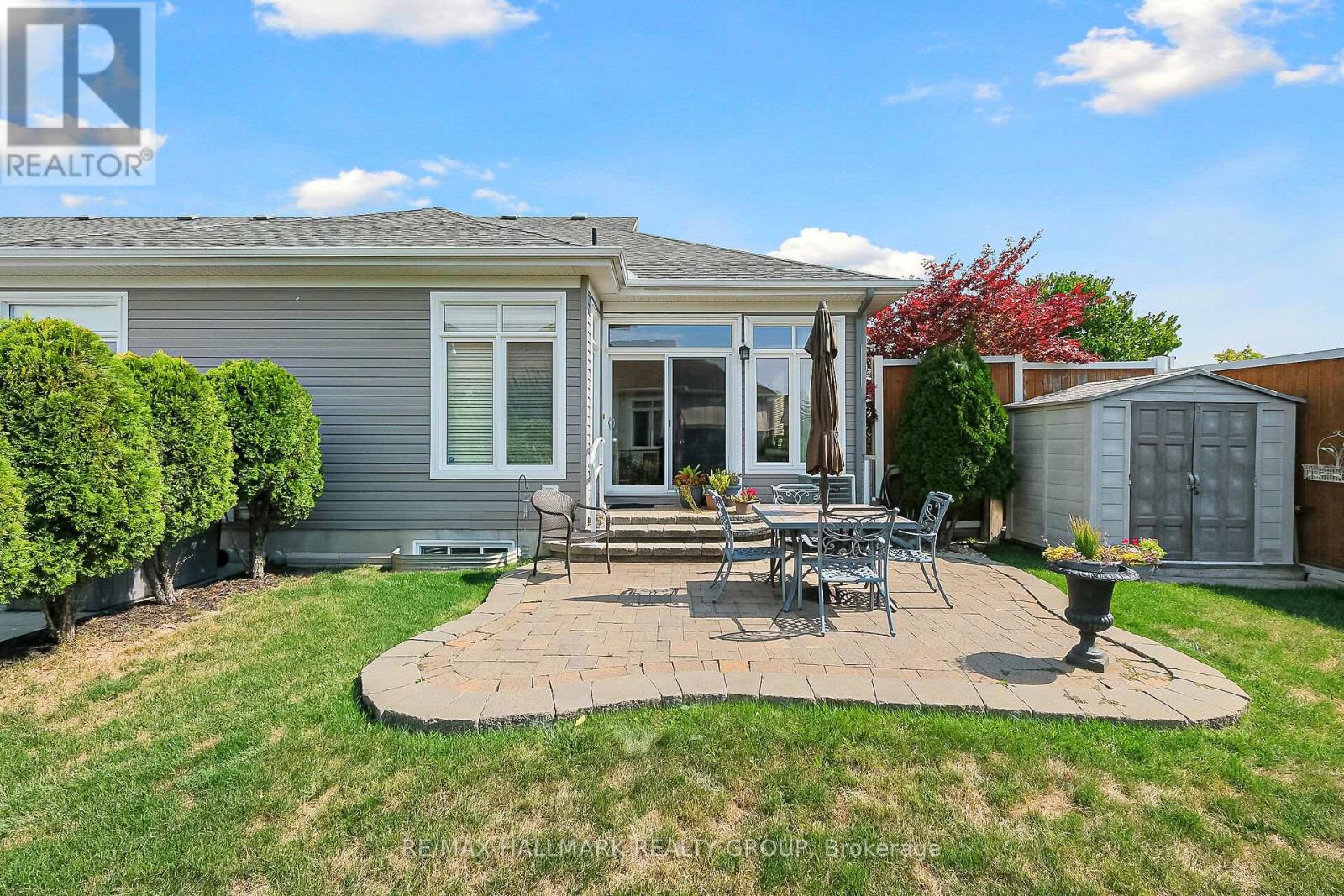 325 Farincourt Crescent, Ottawa, Ontario  K4A 0M6 - Photo 34 - X12384985