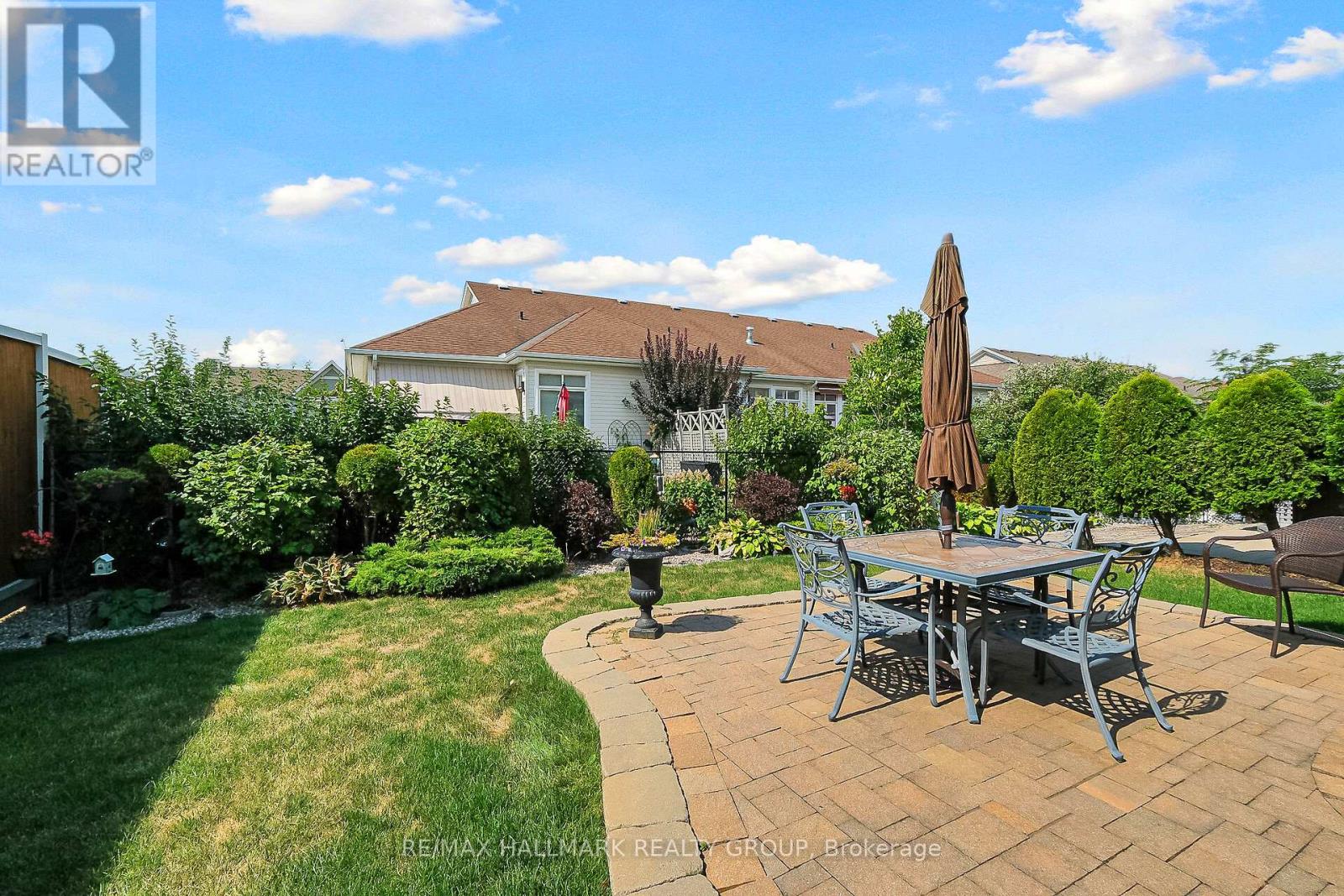 325 Farincourt Crescent, Ottawa, Ontario  K4A 0M6 - Photo 36 - X12384985