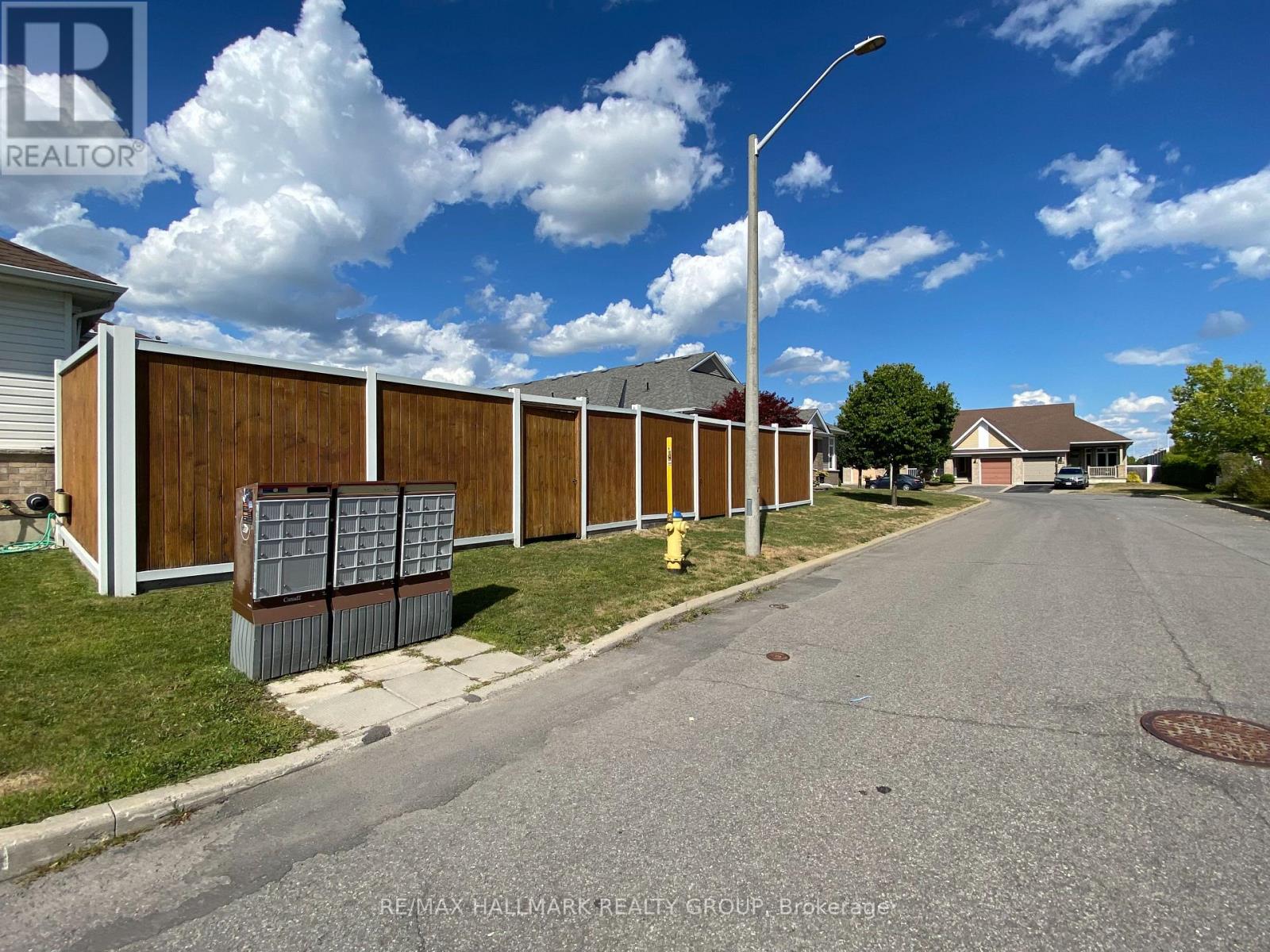 325 Farincourt Crescent, Ottawa, Ontario  K4A 0M6 - Photo 41 - X12384985