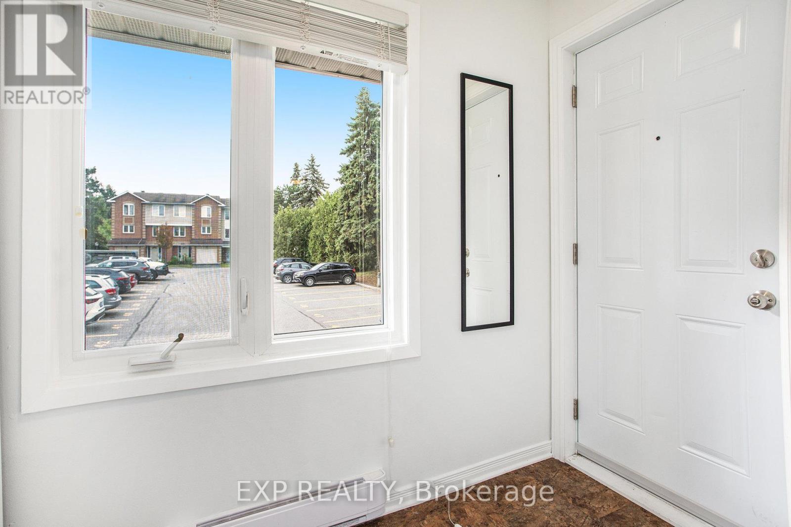 6603a - 6603 Bilberry Drive, Ottawa, Ontario  K1C 4N5 - Photo 3 - X12385013