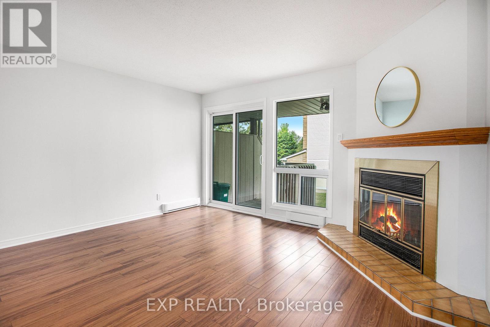 6603a - 6603 Bilberry Drive, Ottawa, Ontario  K1C 4N5 - Photo 4 - X12385013