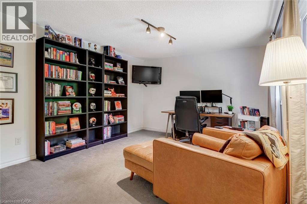 1807 Heather Hills Drive, Burlington, Ontario  L7P 2Z1 - Photo 29 - 40766761