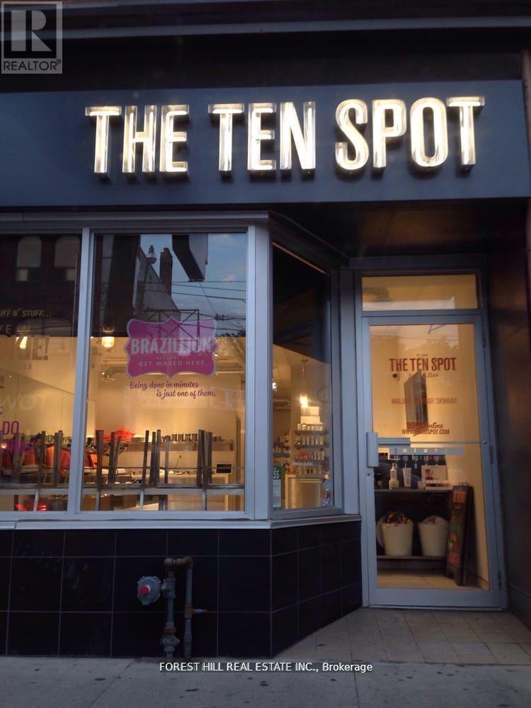 916 QUEEN STREET E, Toronto, Ontario