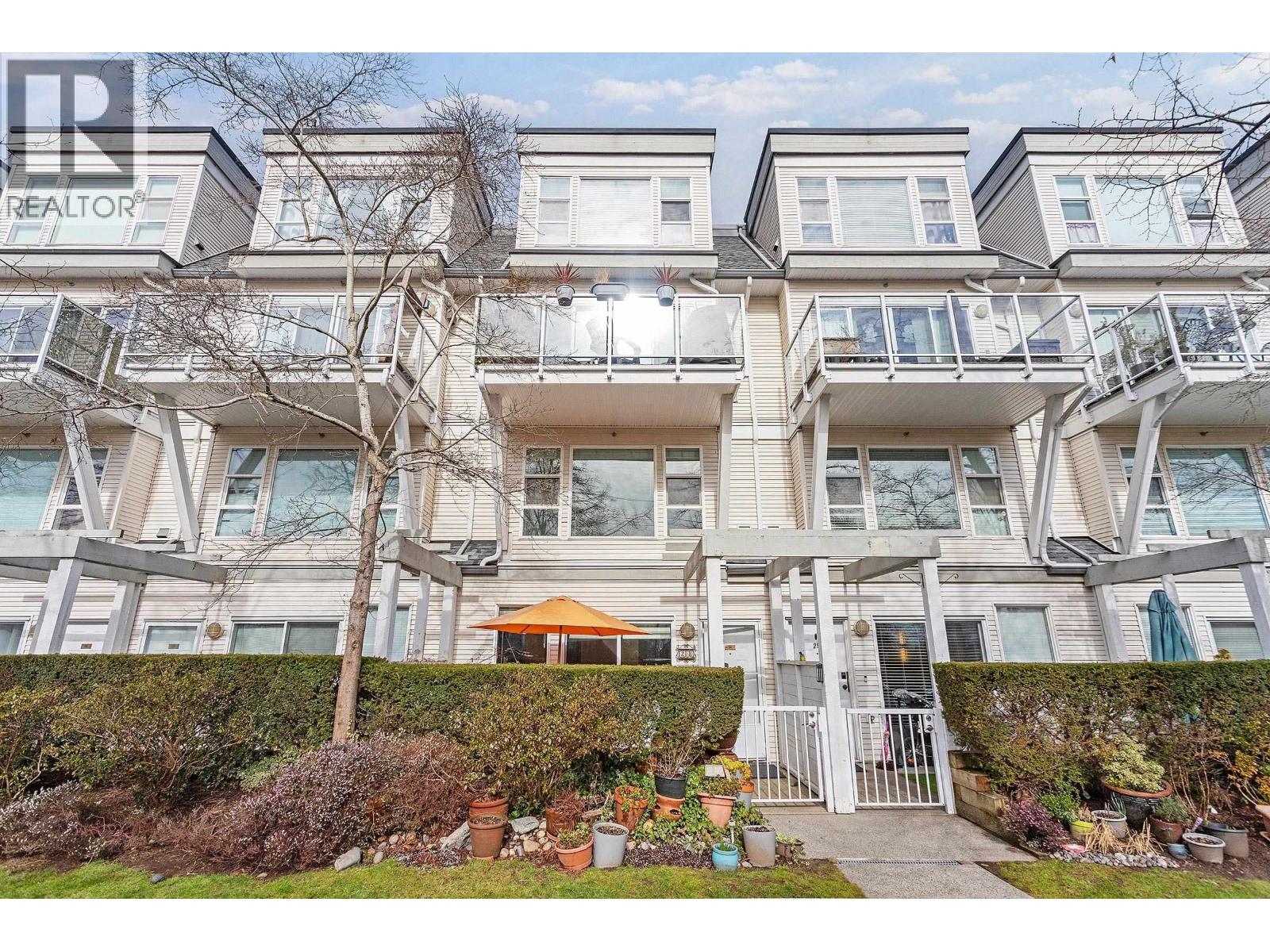 28 2723 E Kent Avenue North, Vancouver, British Columbia  V5S 3T9 - Photo 6 - R3043877