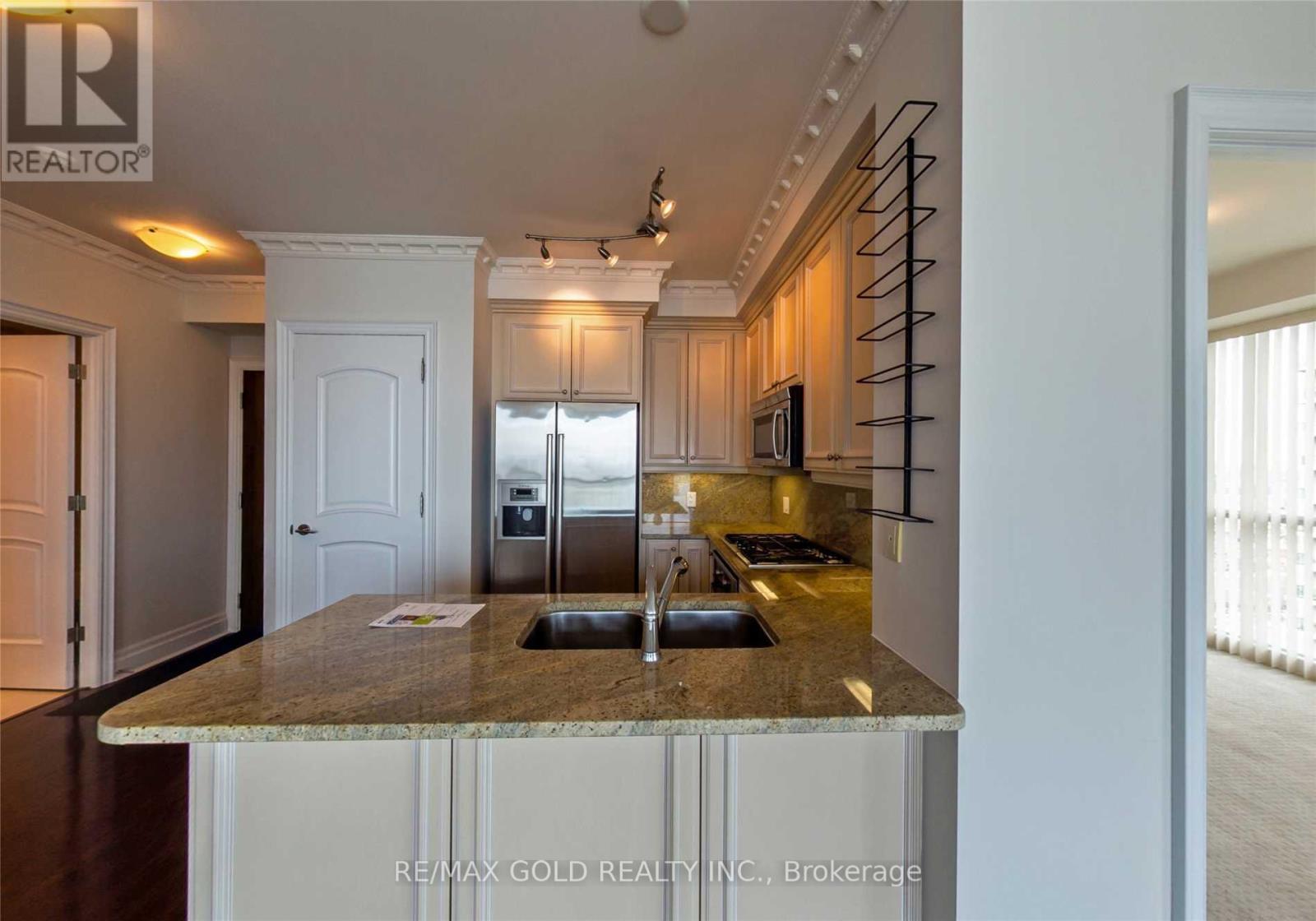 3408 - 16 Harbour Street, Toronto, Ontario  M5J 2Z7 - Photo 10 - C12359338