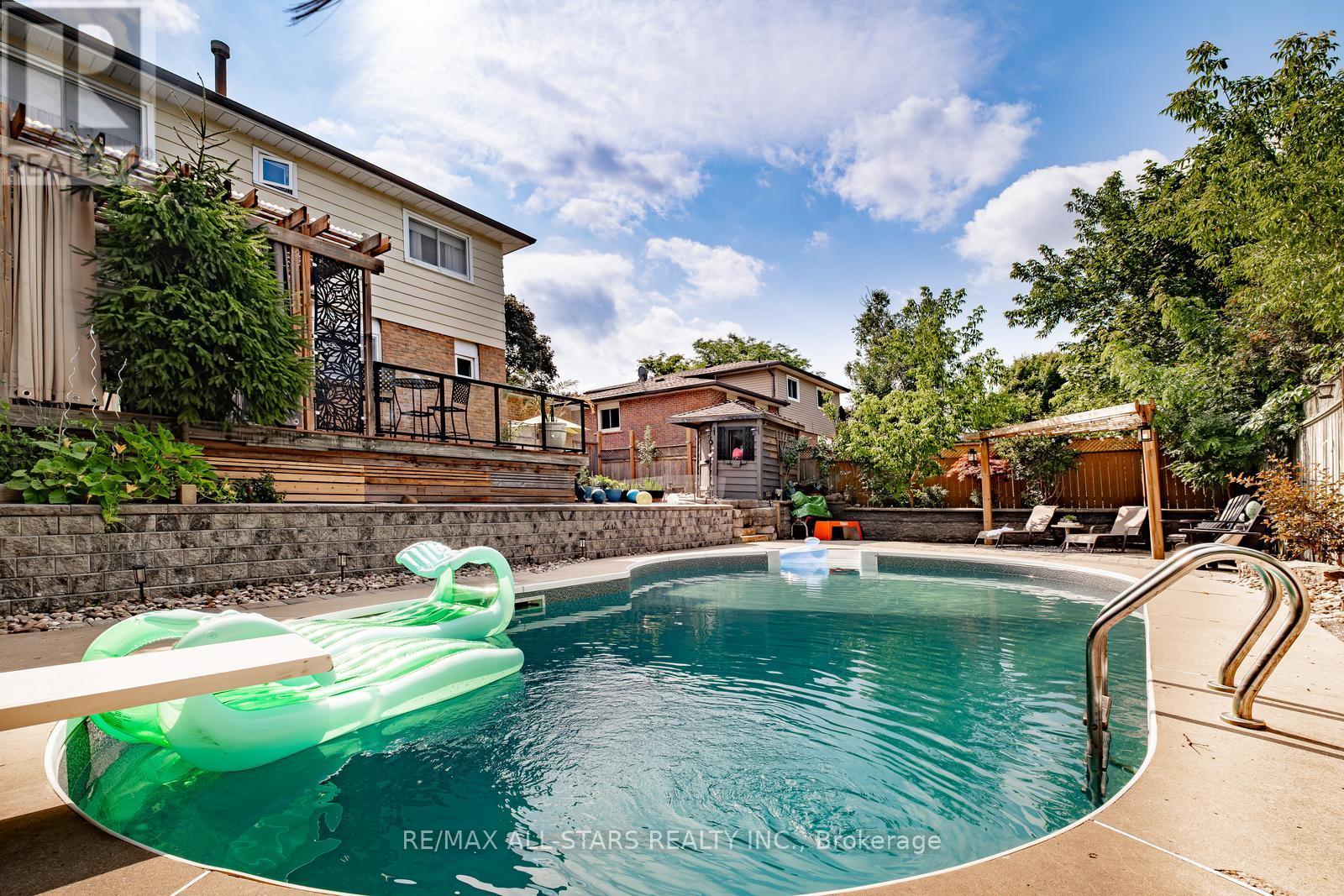 84 Thicketwood Boulevard, Whitchurch-Stouffville, Ontario  L4A 4K6 - Photo 44 - N12384807