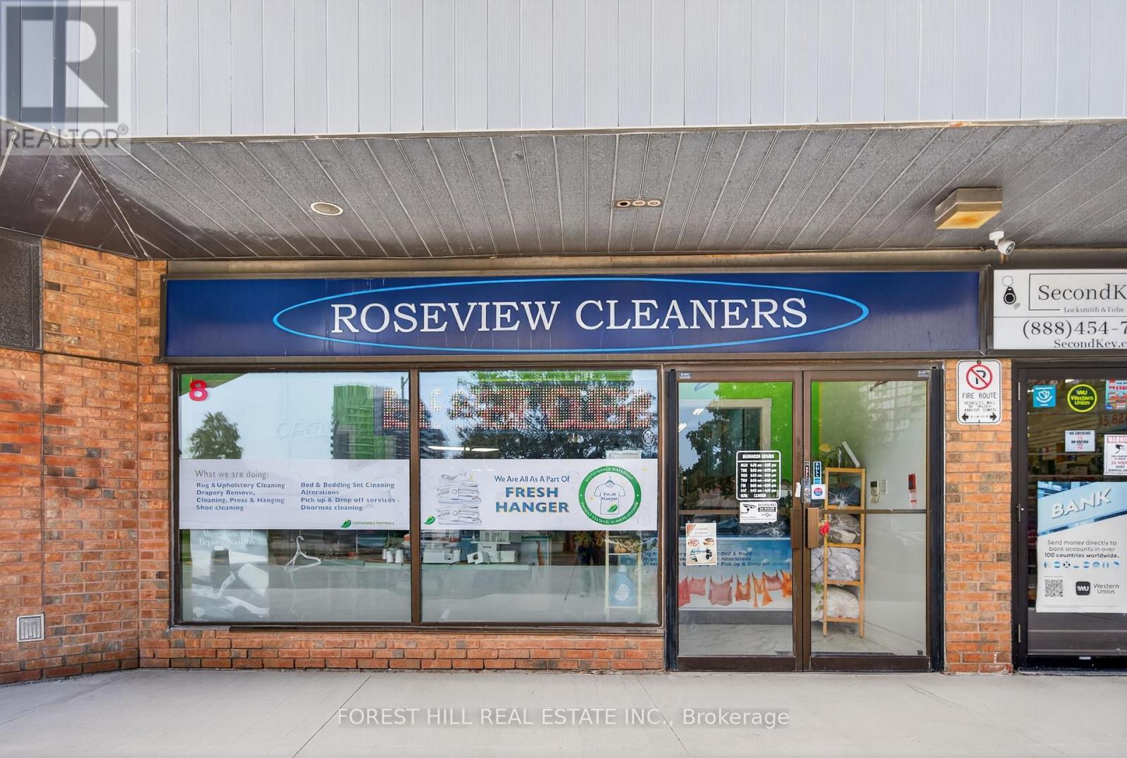8 - 9625 YONGE STREET N, Richmond Hill, Ontario