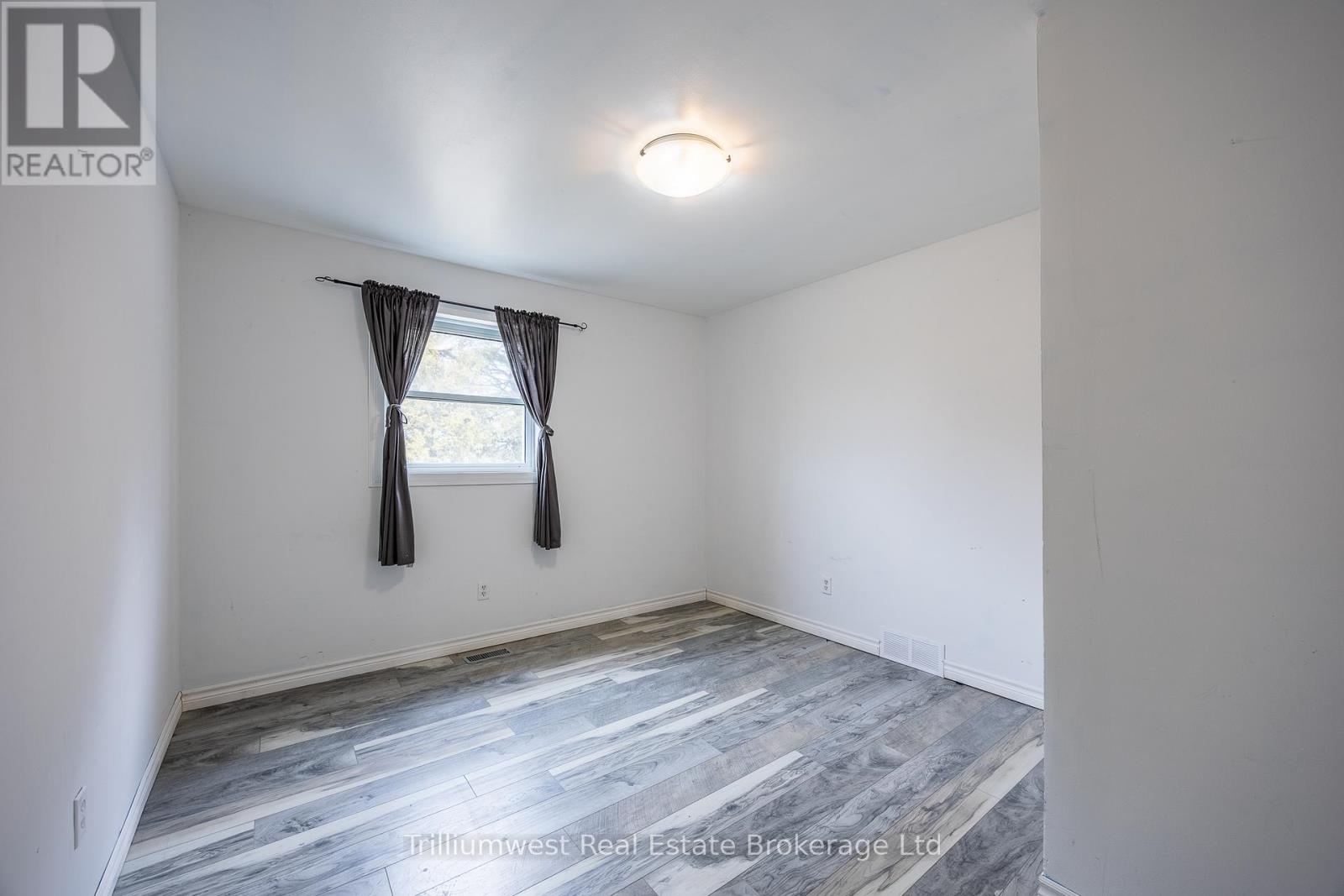 84 5th Concession Road, Norfolk, Ontario  N0E 1C0 - Photo 19 - X12068219