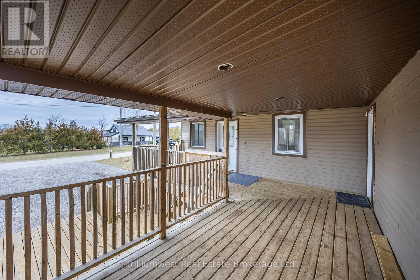 84 5th Concession Road, Norfolk, Ontario  N0E 1C0 - Photo 3 - X12068219