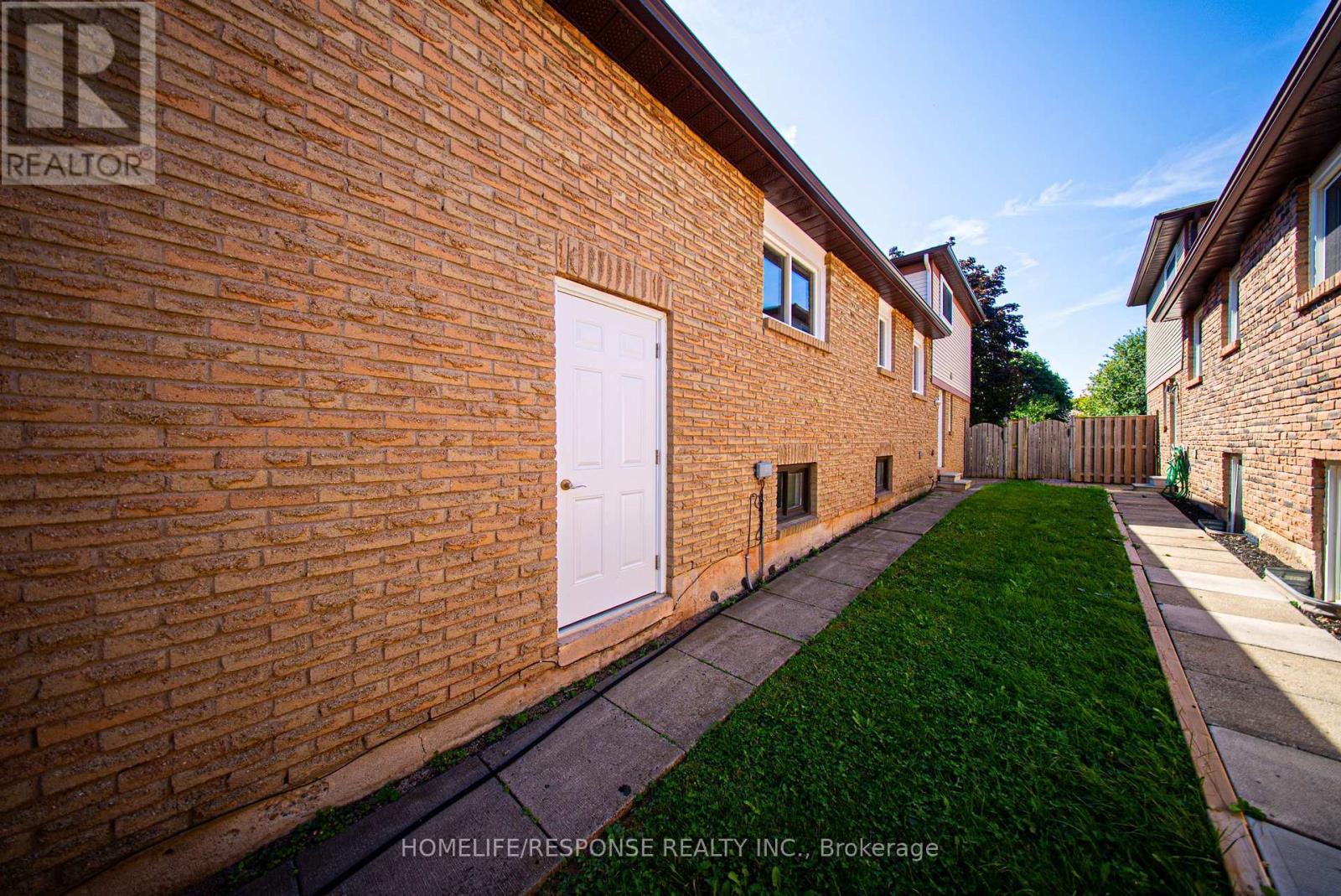 1464 Jefferson Crescent, Oakville (Fa Falgarwood), Ontario  L5H 3G6 - Photo 35 - W12384831