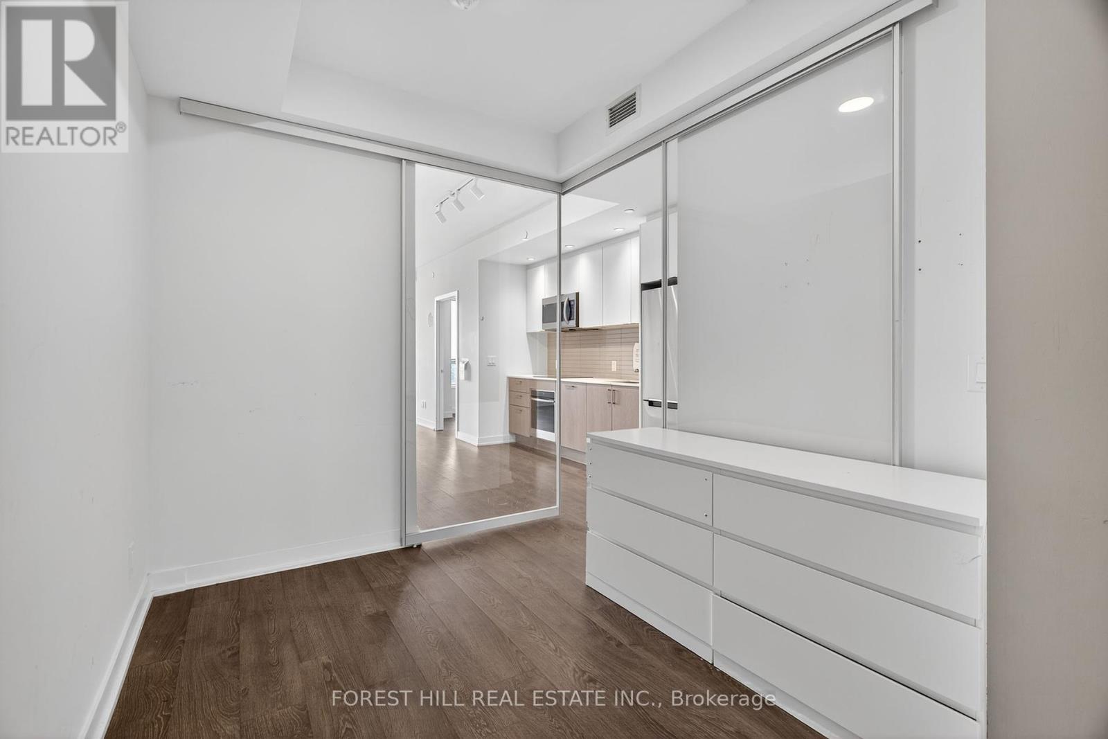 4009 - 1928 Lake Shore Boulevard, Toronto (High Park-Swansea), Ontario  L4C 5T2 - Photo 6 - W12384851