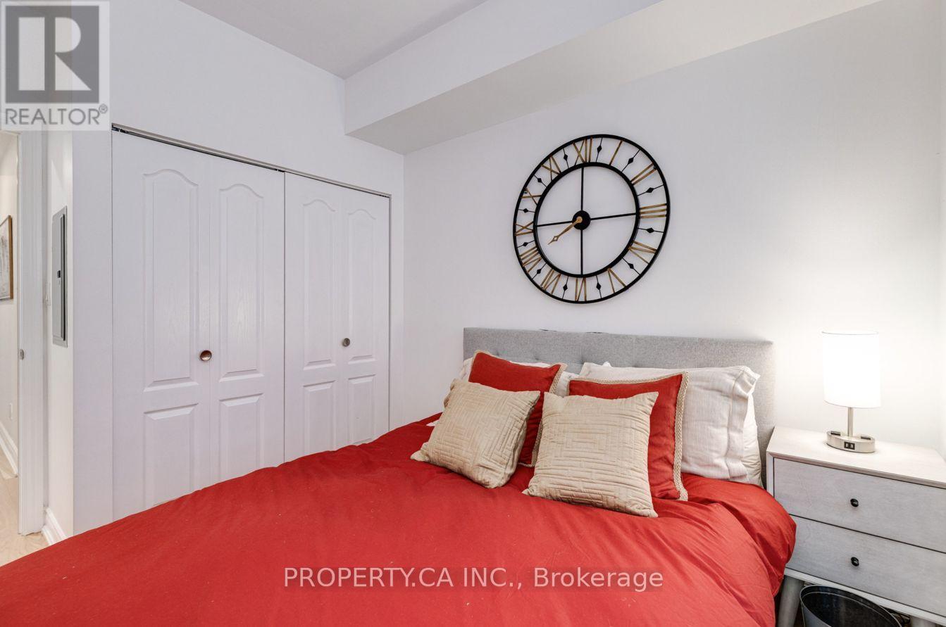 105 - 2 Aberfoyle Crescent, Toronto, Ontario  M8X 2Z8 - Photo 21 - W12384864