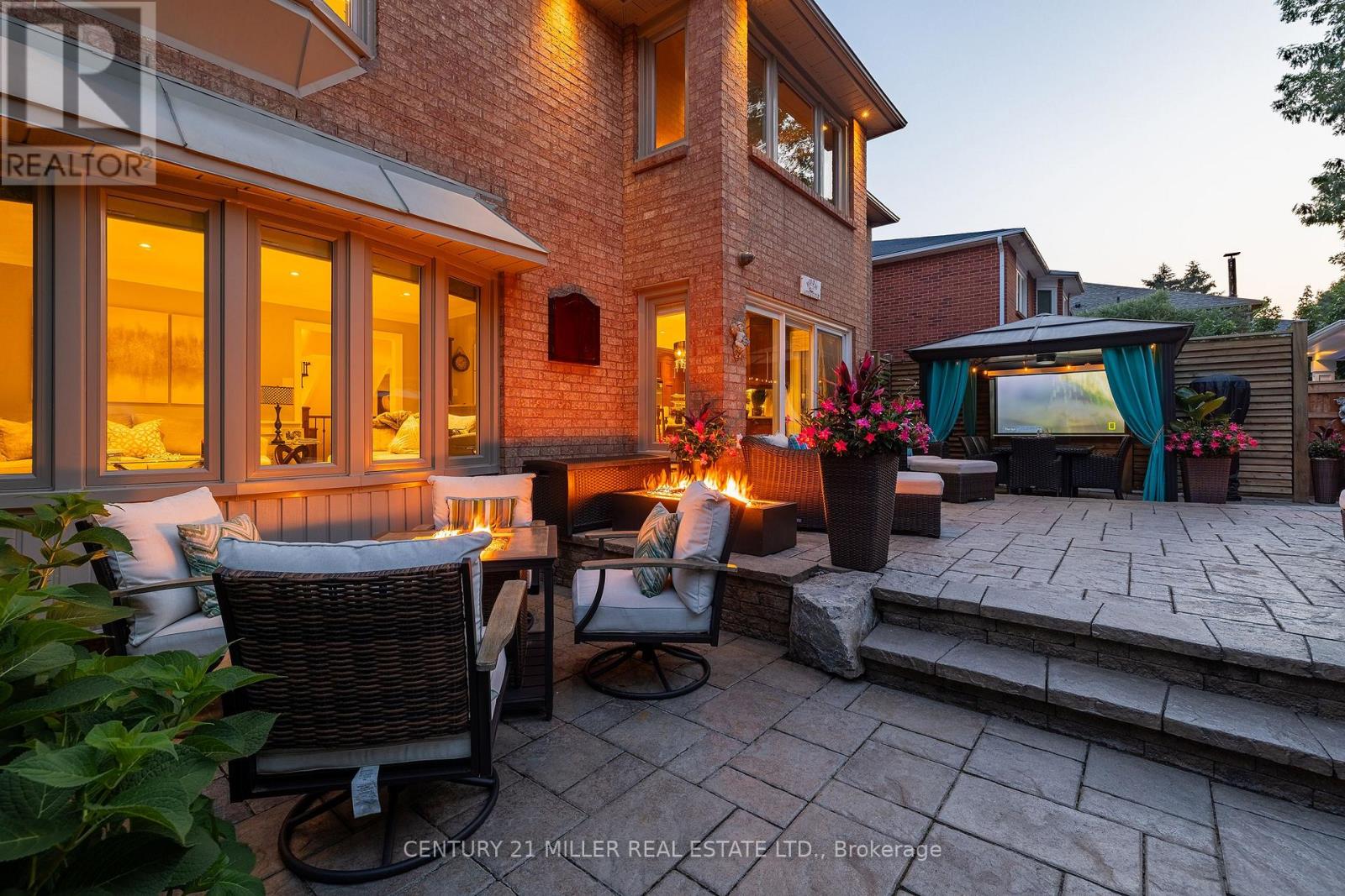 1213 Bowman Drive, Oakville, Ontario  L6M 2T4 - Photo 44 - W12384912