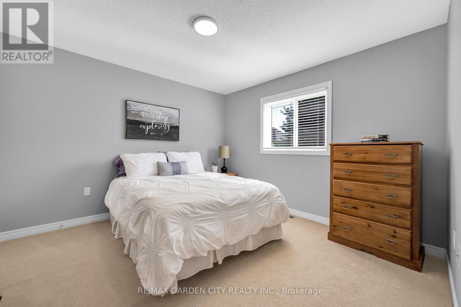 19 Golf Woods Drive, Grimsby (Grimsby East), Ontario  L3M 5P5 - Photo 30 - X12384845