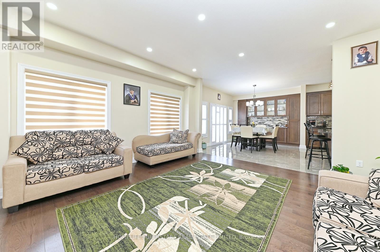 6 Wildflower Street, Kitchener, Ontario  N2P 0G7 - Photo 9 - X12384940