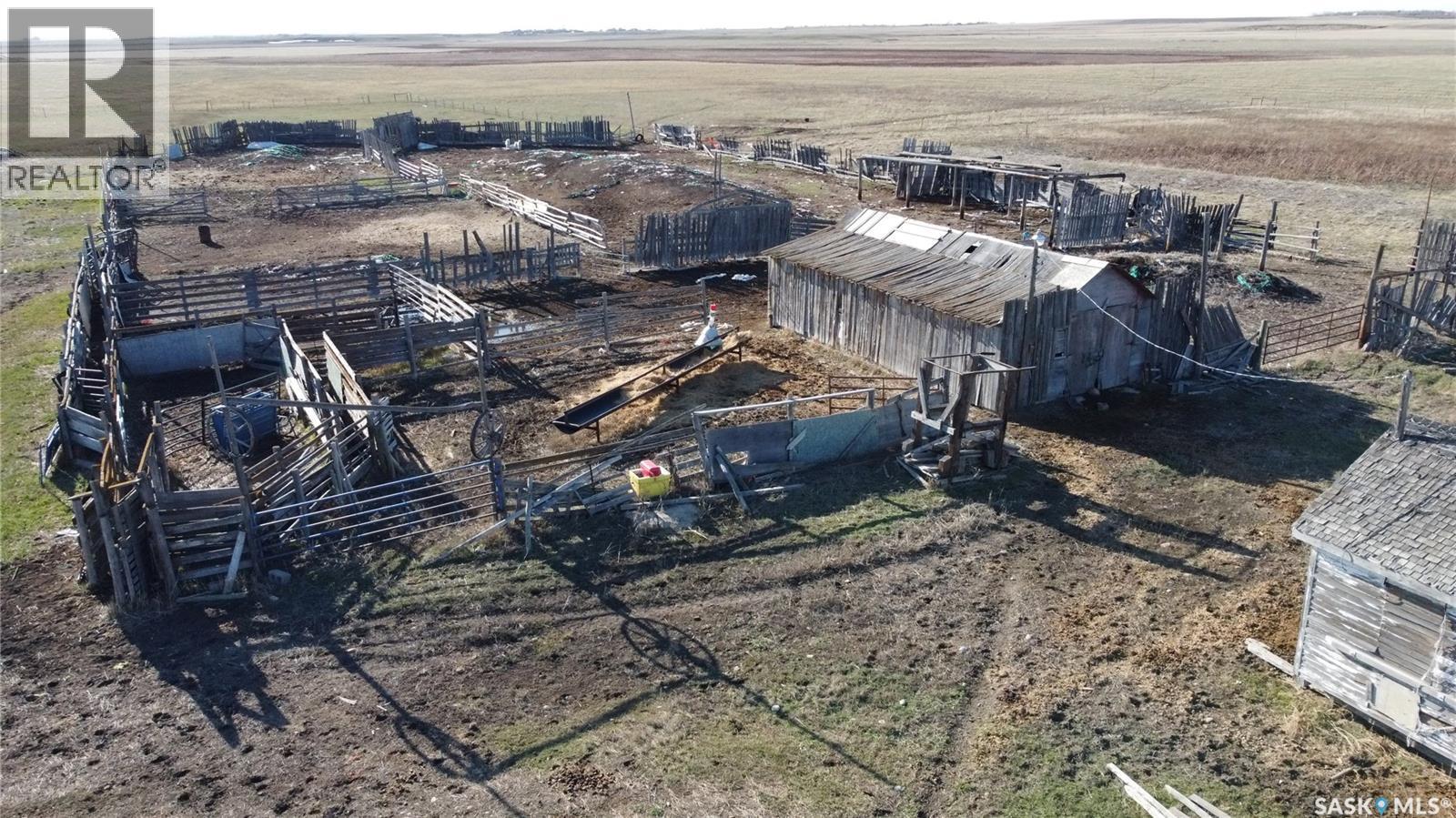 Acreage Se Of Success, Saskatchewan Landing Rm No.167, Saskatchewan  S0N 2R0 - Photo 30 - SK017564