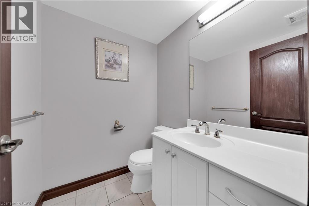 117 Christopher Drive, Hamilton, Ontario  L9B 1G6 - Photo 26 - 40766813