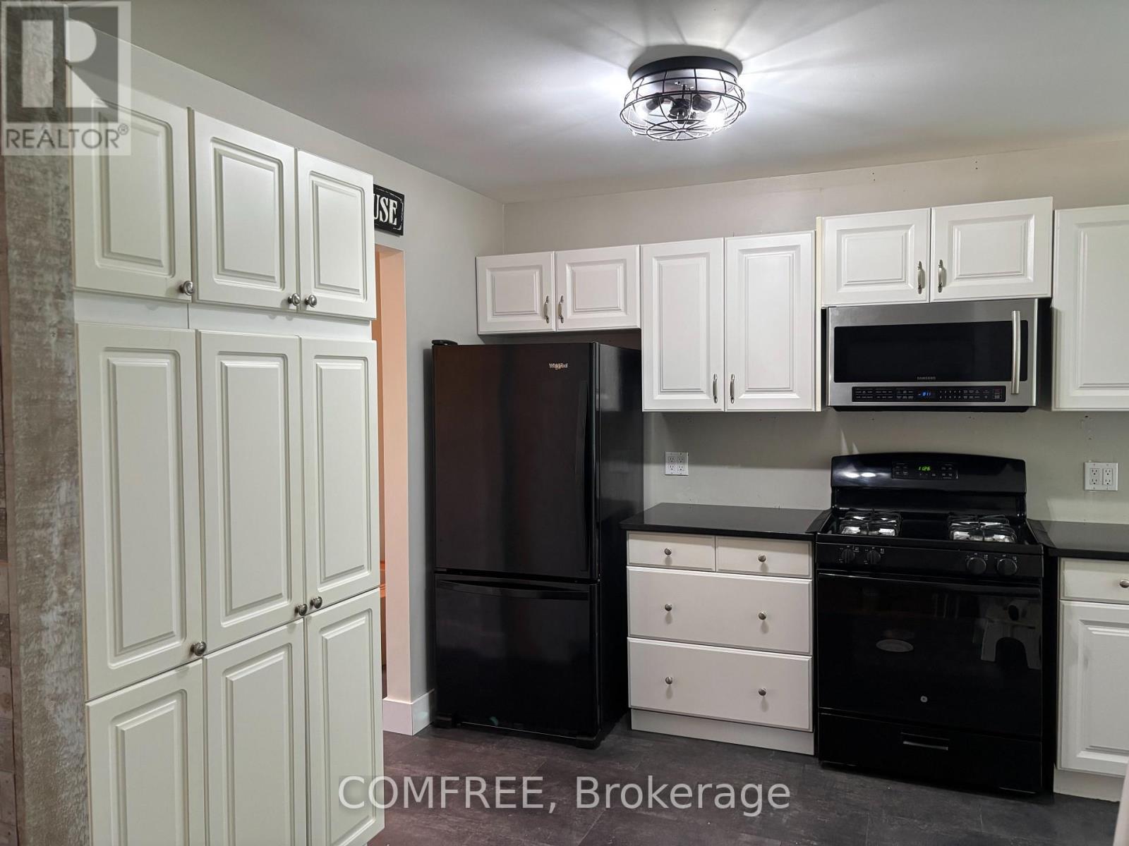 25 Mcgregor Court, Southgate, Ontario  N0C 1B0 - Photo 14 - X12379056