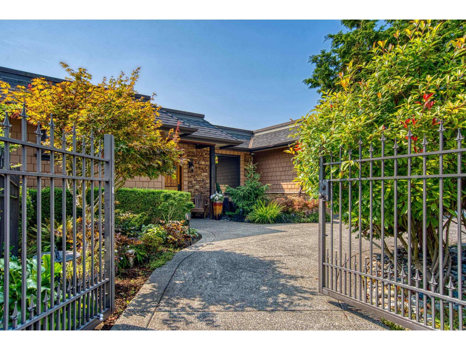 Property at 15357 COLUMBIA AVENUE image 4