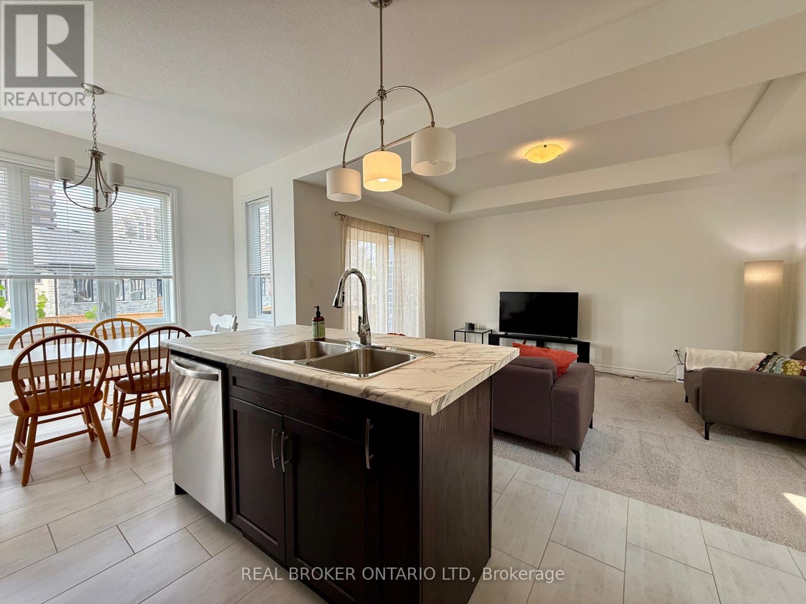 1634 Noah Bend, London North, Ontario  N3B 2Z1 - Photo 11 - X12385125