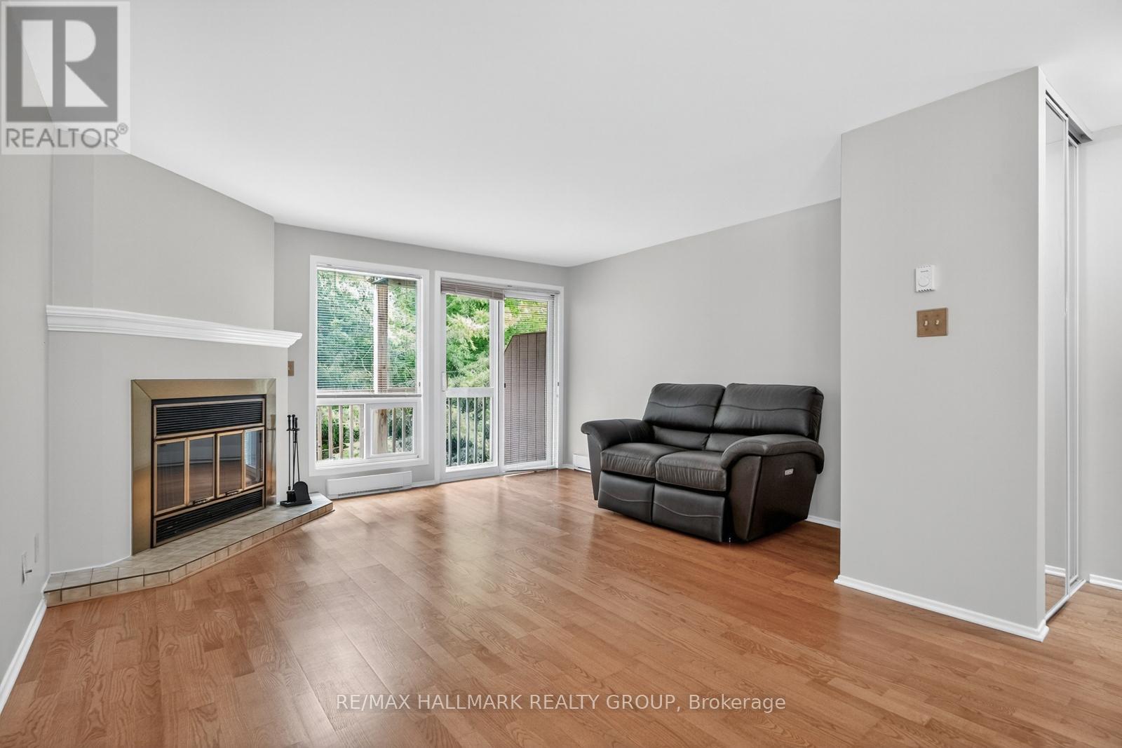 B - 6746 Jeanne Darc Boulevard, Ottawa, Ontario  K1C 6E9 - Photo 10 - X12385075