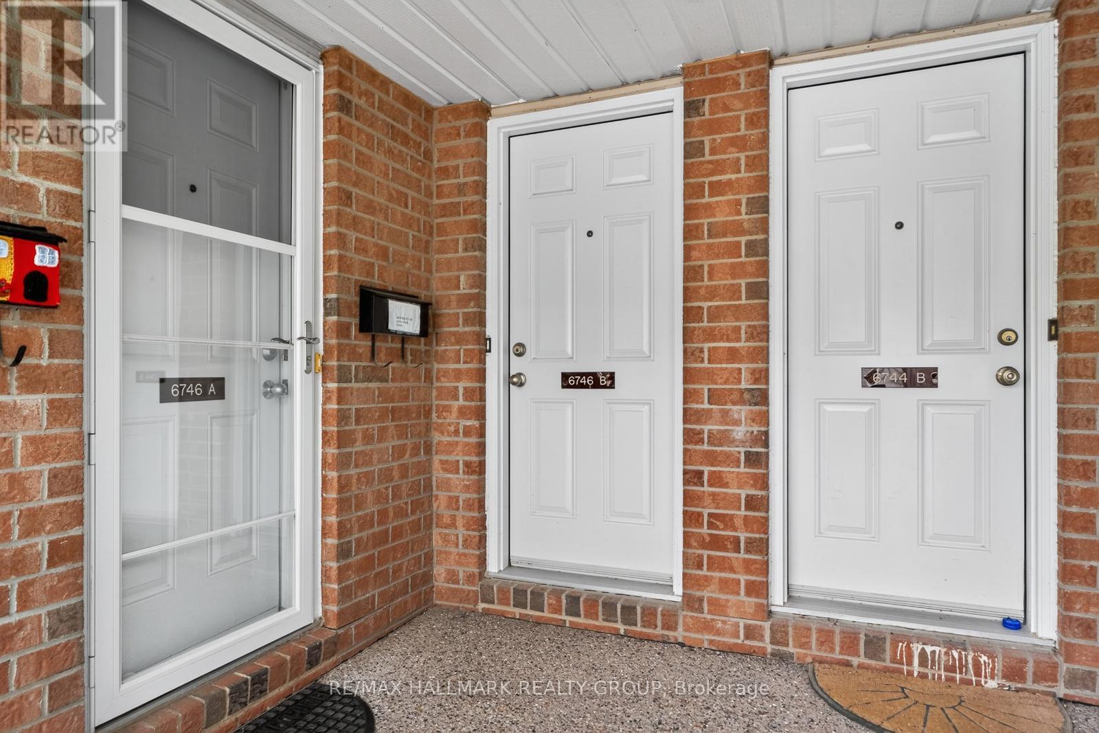B - 6746 Jeanne Darc Boulevard, Ottawa, Ontario  K1C 6E9 - Photo 6 - X12385075