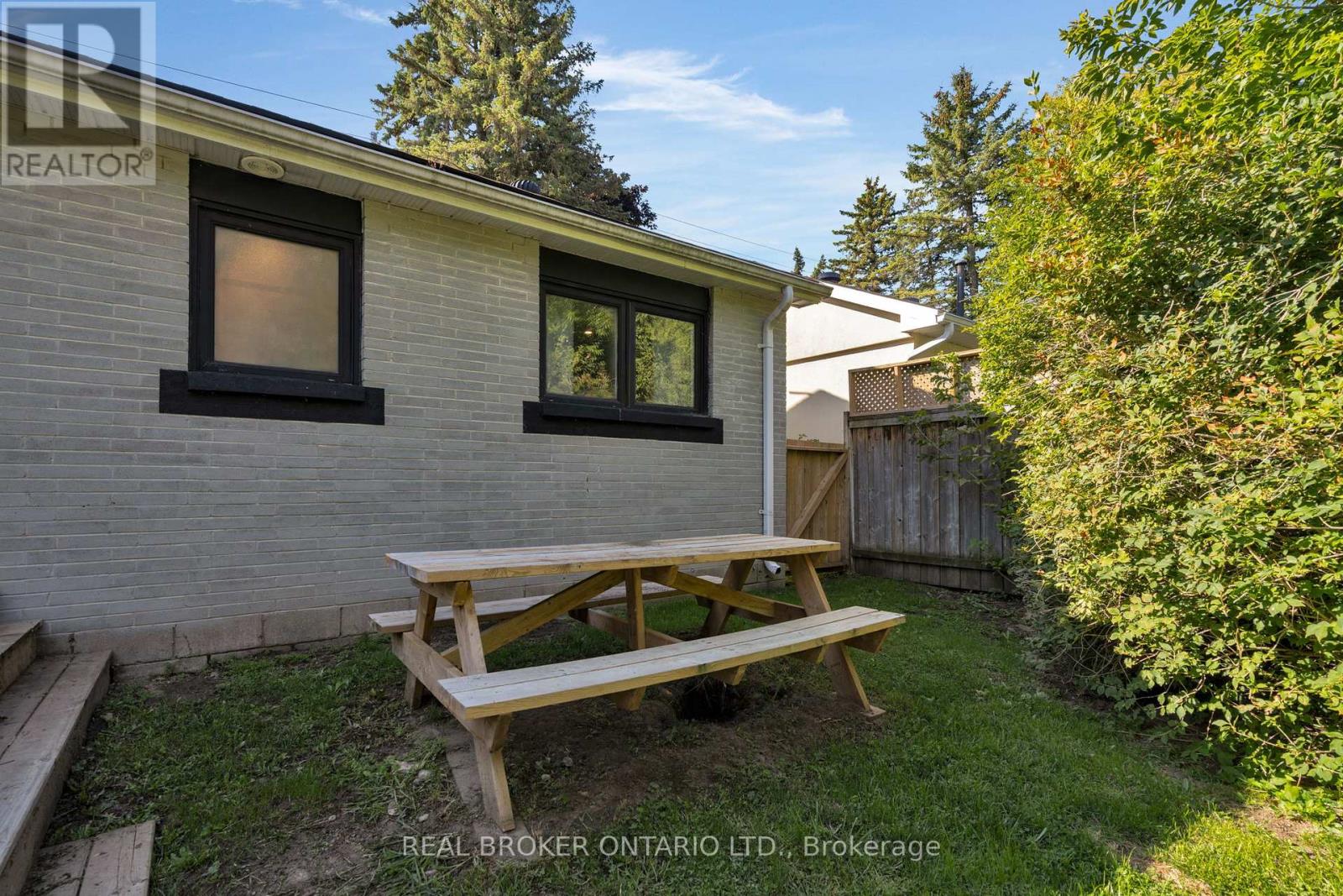 7978 Main Street N, Adjala-Tosorontio (Everett), Ontario  L0M 1J0 - Photo 30 - N12385018