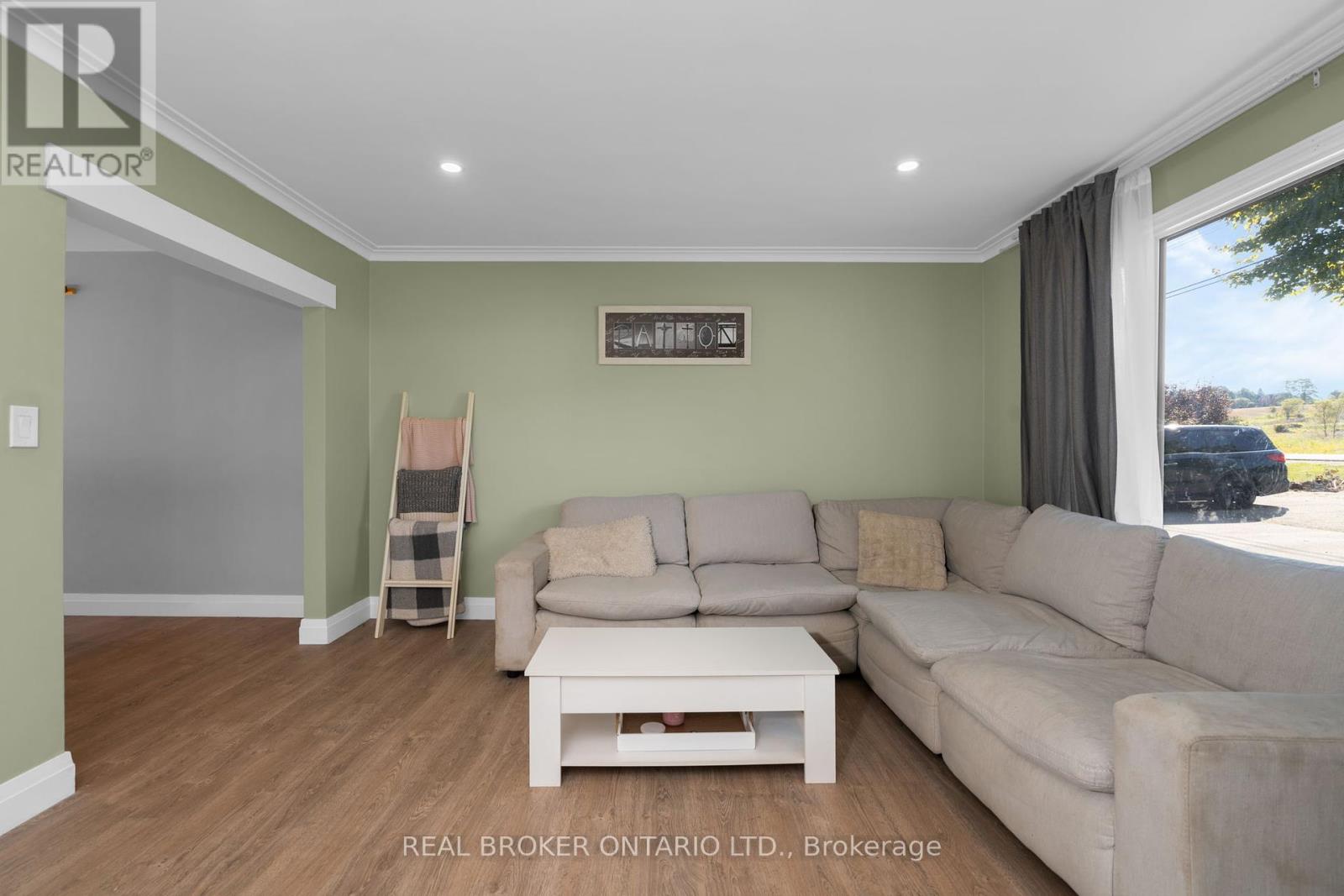 7978 Main Street N, Adjala-Tosorontio (Everett), Ontario  L0M 1J0 - Photo 6 - N12385018