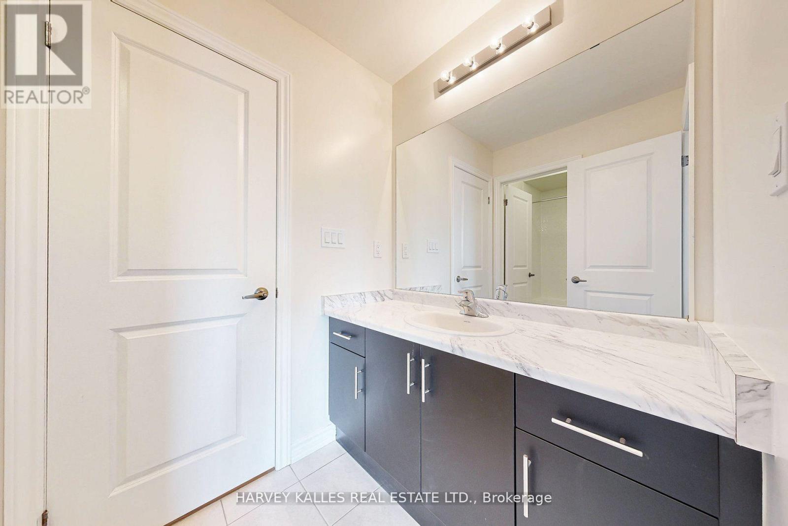53 Lawrence D. Pridham Avenue, New Tecumseth (Alliston), Ontario  L9R 0X2 - Photo 27 - N12384881