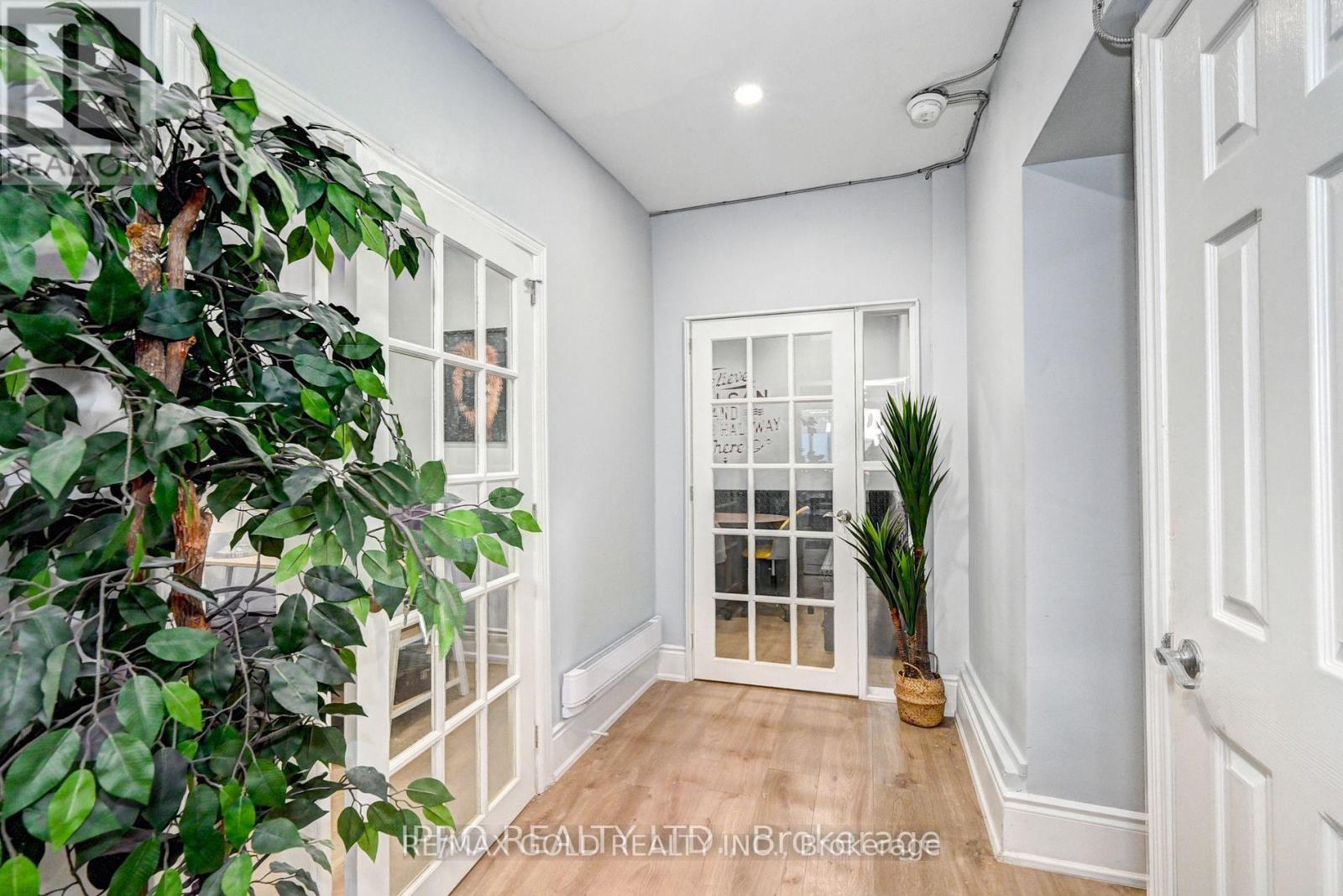 15 Ainslie Street N, Cambridge, Ontario  N1R 3J3 - Photo 15 - X12362953
