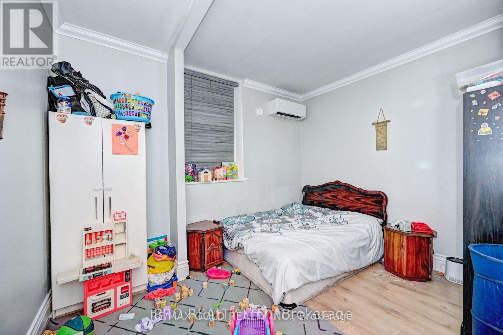 15 Ainslie Street N, Cambridge, Ontario  N1R 3J3 - Photo 47 - X12362953