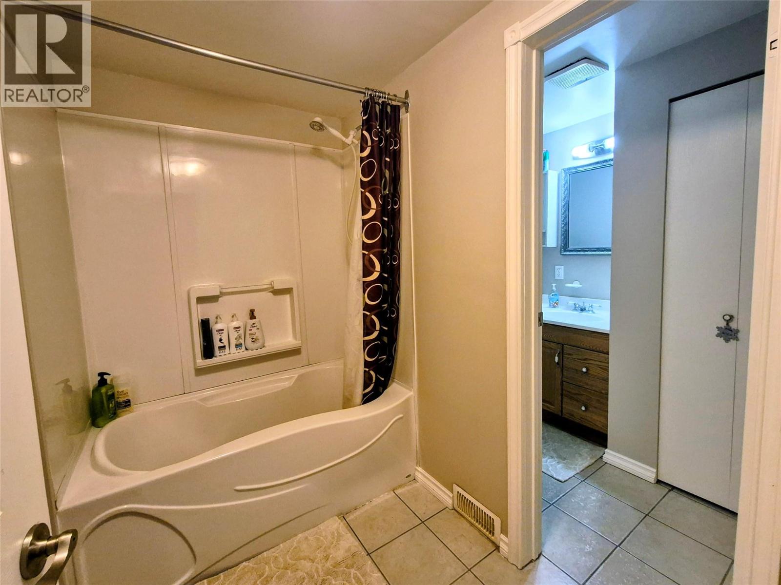 20 11th Street S, Cranbrook, British Columbia  V1C 5P7 - Photo 21 - 10361750