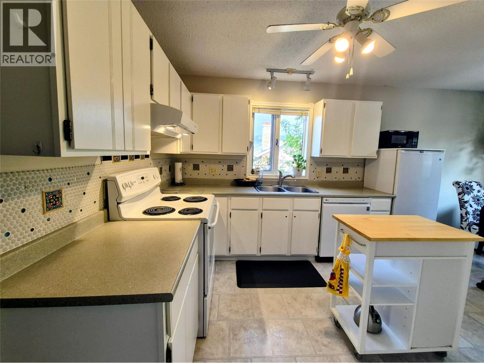 20 11th Street S, Cranbrook, British Columbia  V1C 5P7 - Photo 5 - 10361750