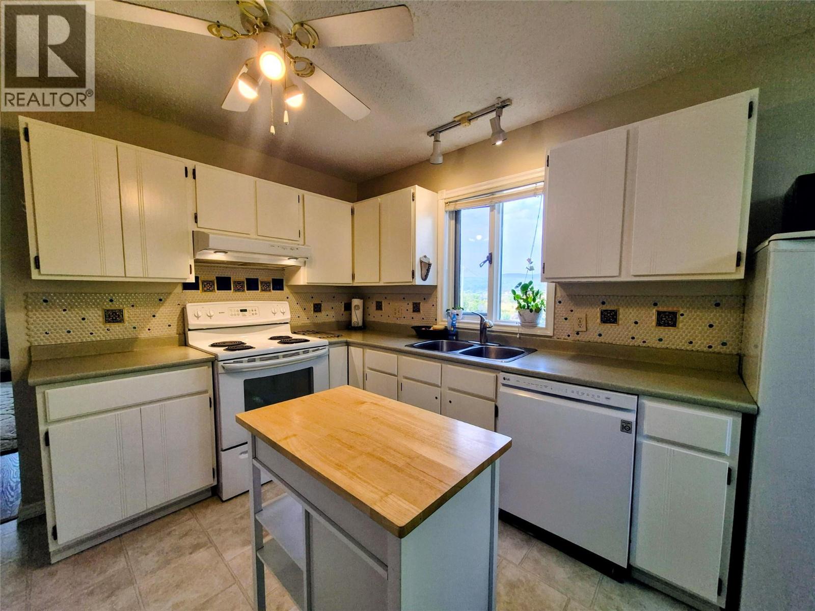 20 11th Street S, Cranbrook, British Columbia  V1C 5P7 - Photo 7 - 10361750